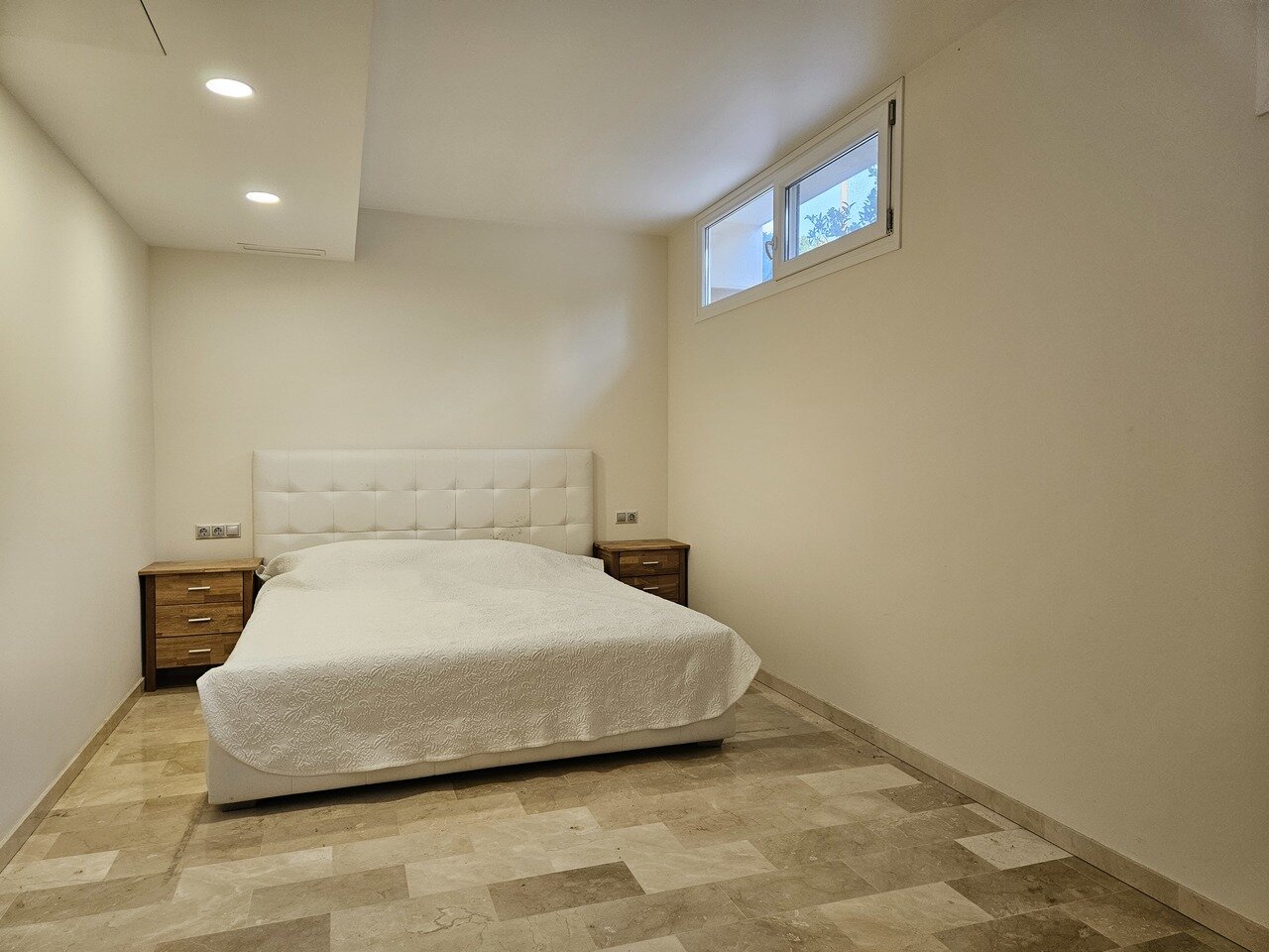 5-Bedroom Villa in La Zenia, Orihuela Costa - Image 19