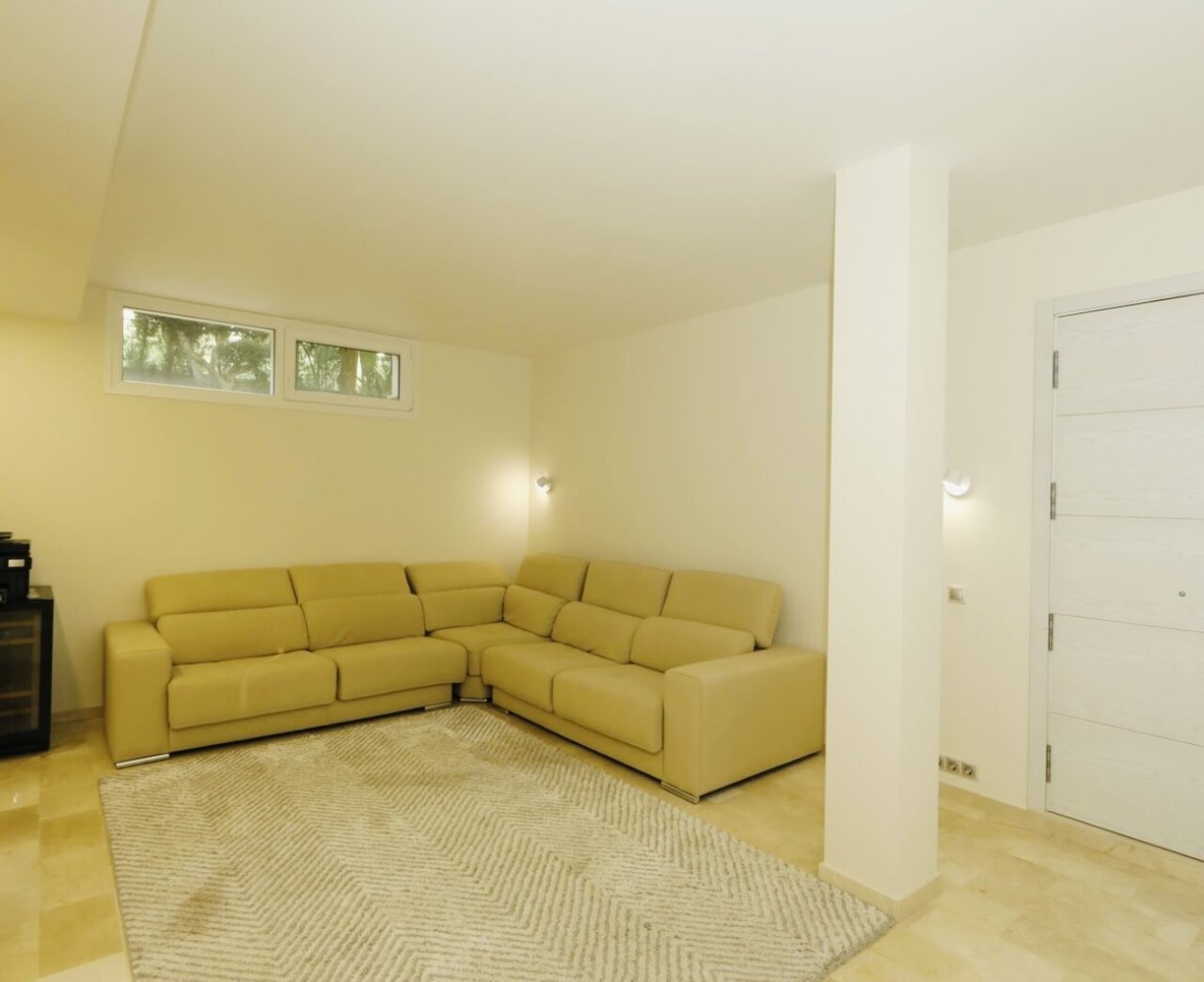 5-Bedroom Villa in La Zenia, Orihuela Costa - Image 30