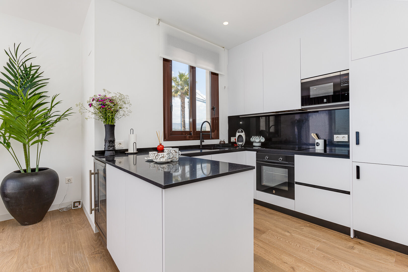 4-Bedroom Detached House in Finestrat - Image 16
