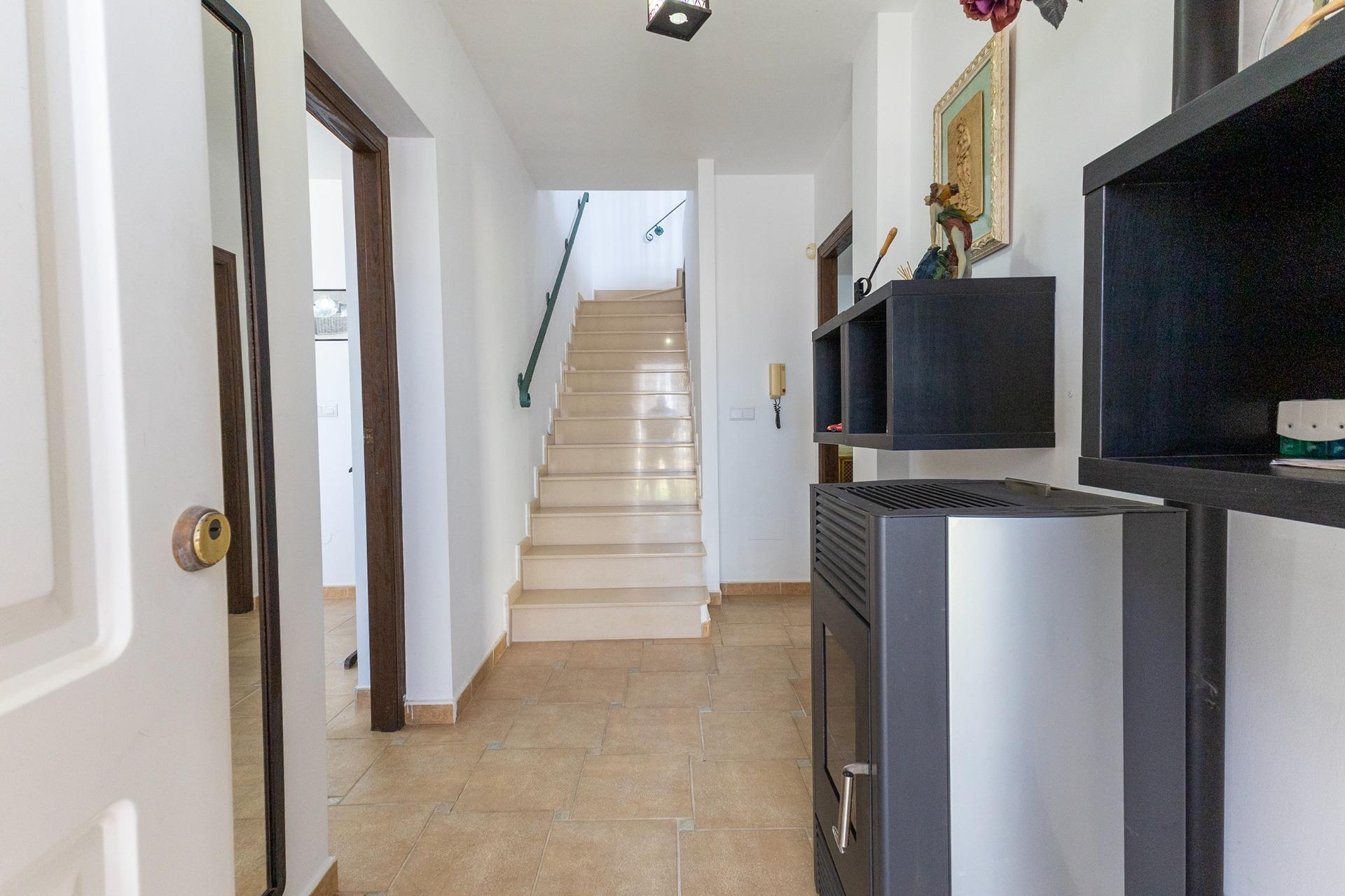 5-Bedroom House in Algorfa - Image 21