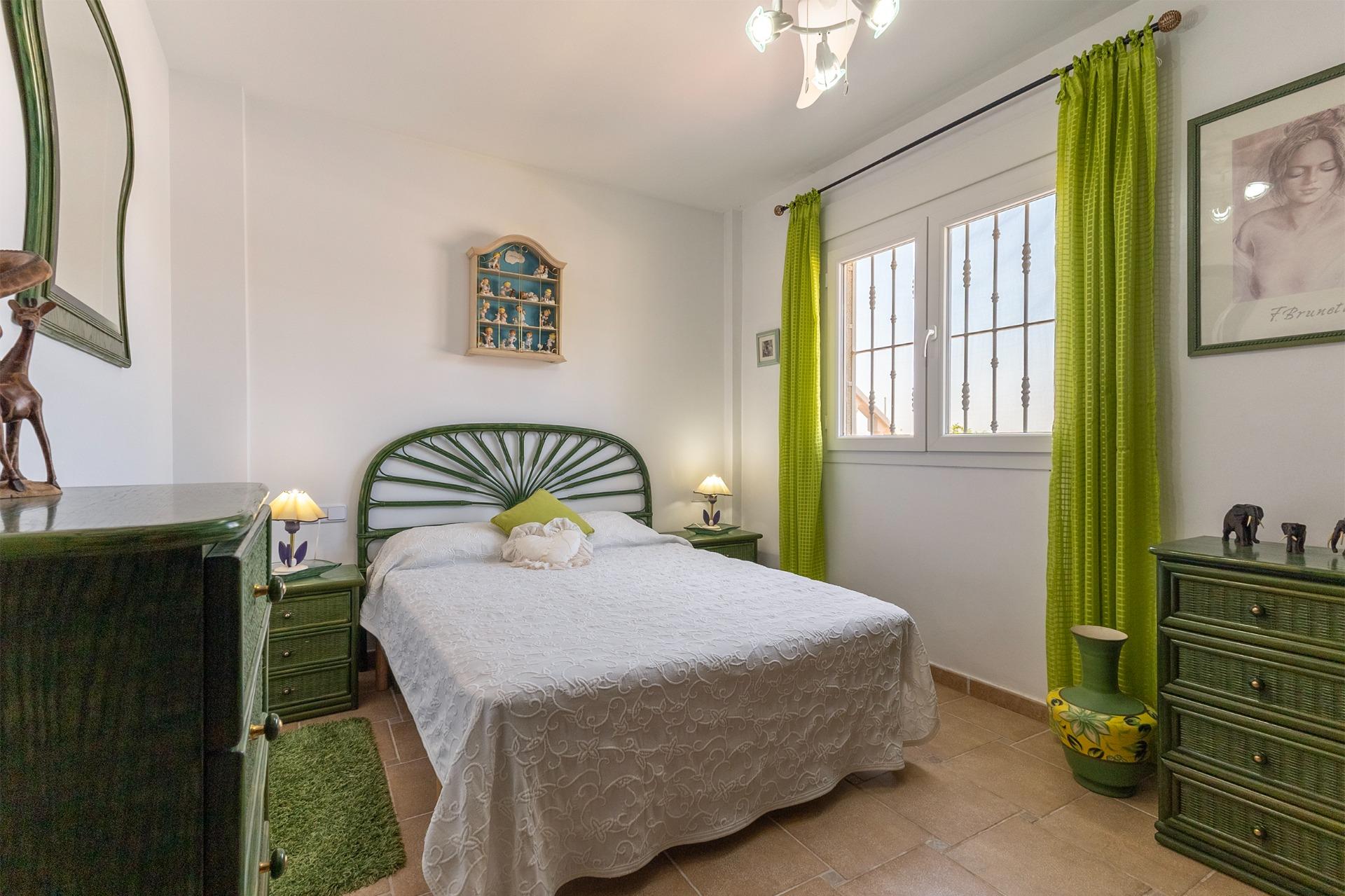 5-Bedroom House in Algorfa - Image 27