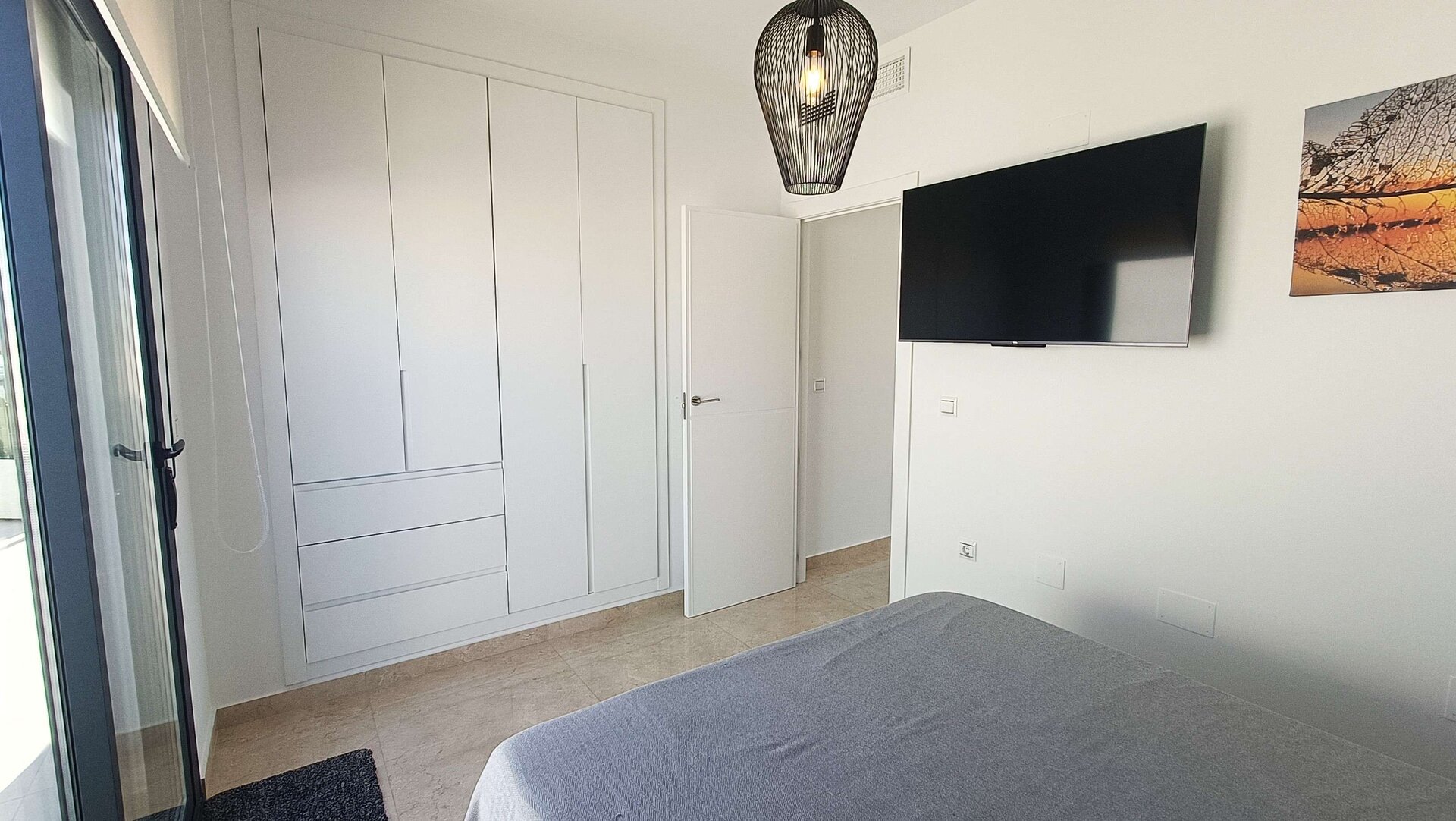 3-Bedroom Villa in Los Montesinos - Image 24