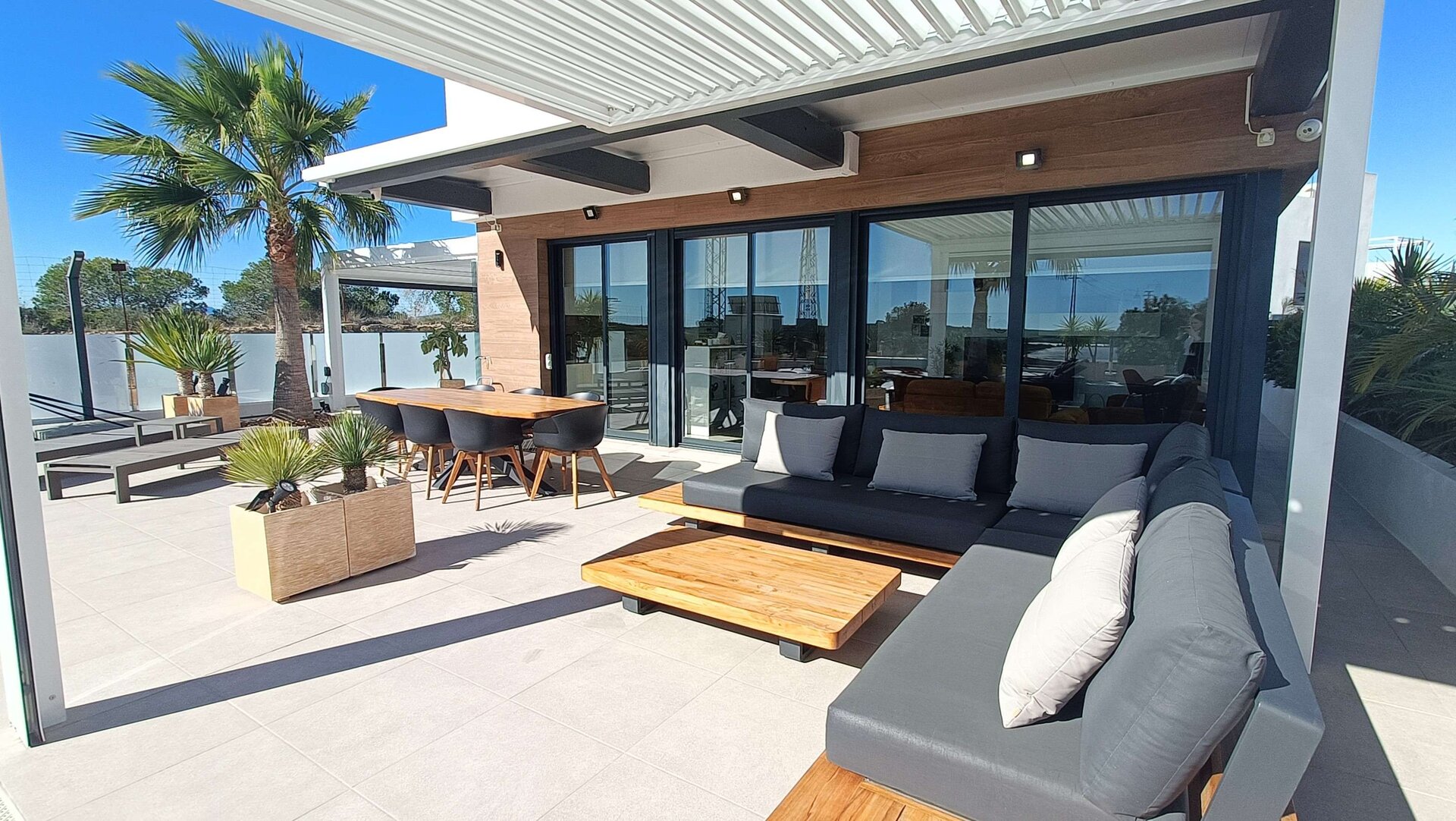 3-Bedroom Villa in Los Montesinos - Image 48