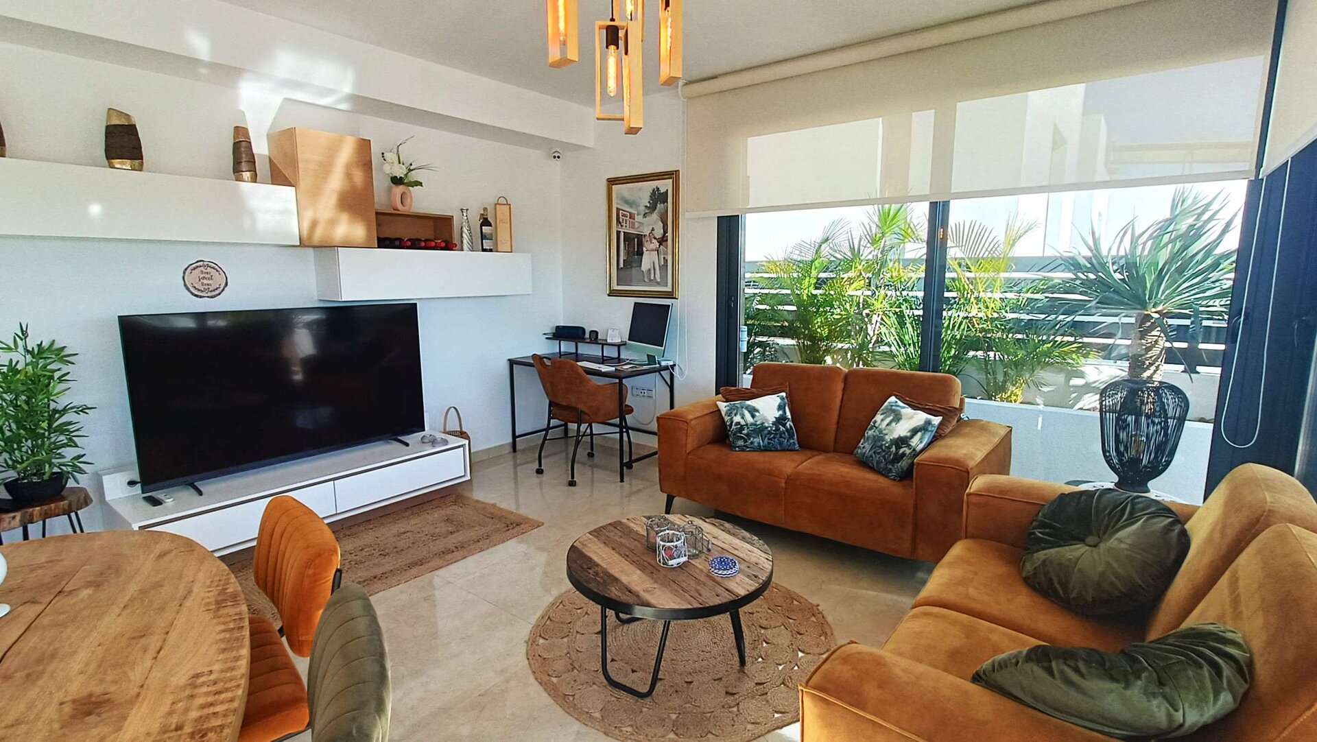 3-Bedroom Villa in Los Montesinos - Image 6