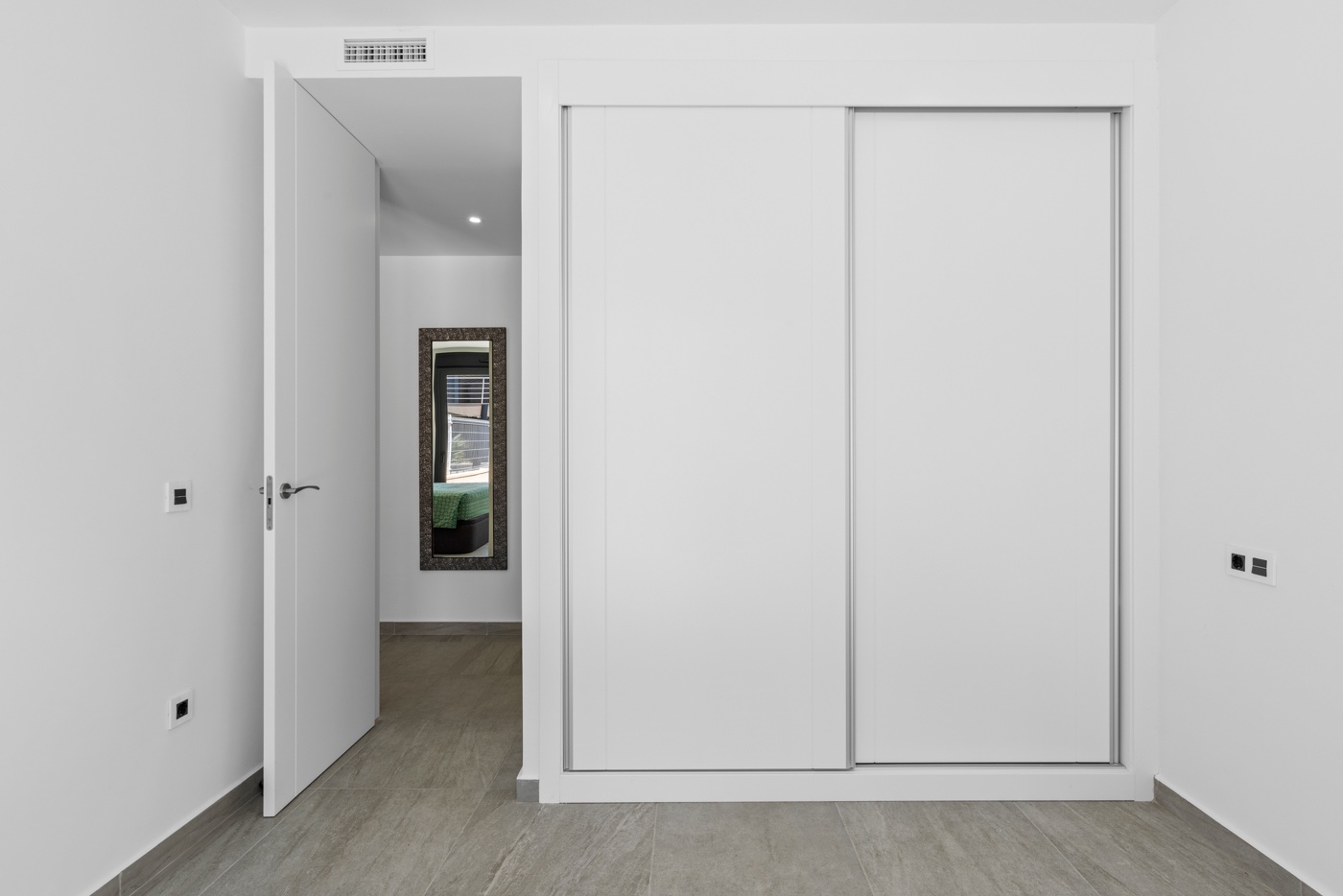 Villa de 5 Chambres à, San Miguel de Salinas - Image 24