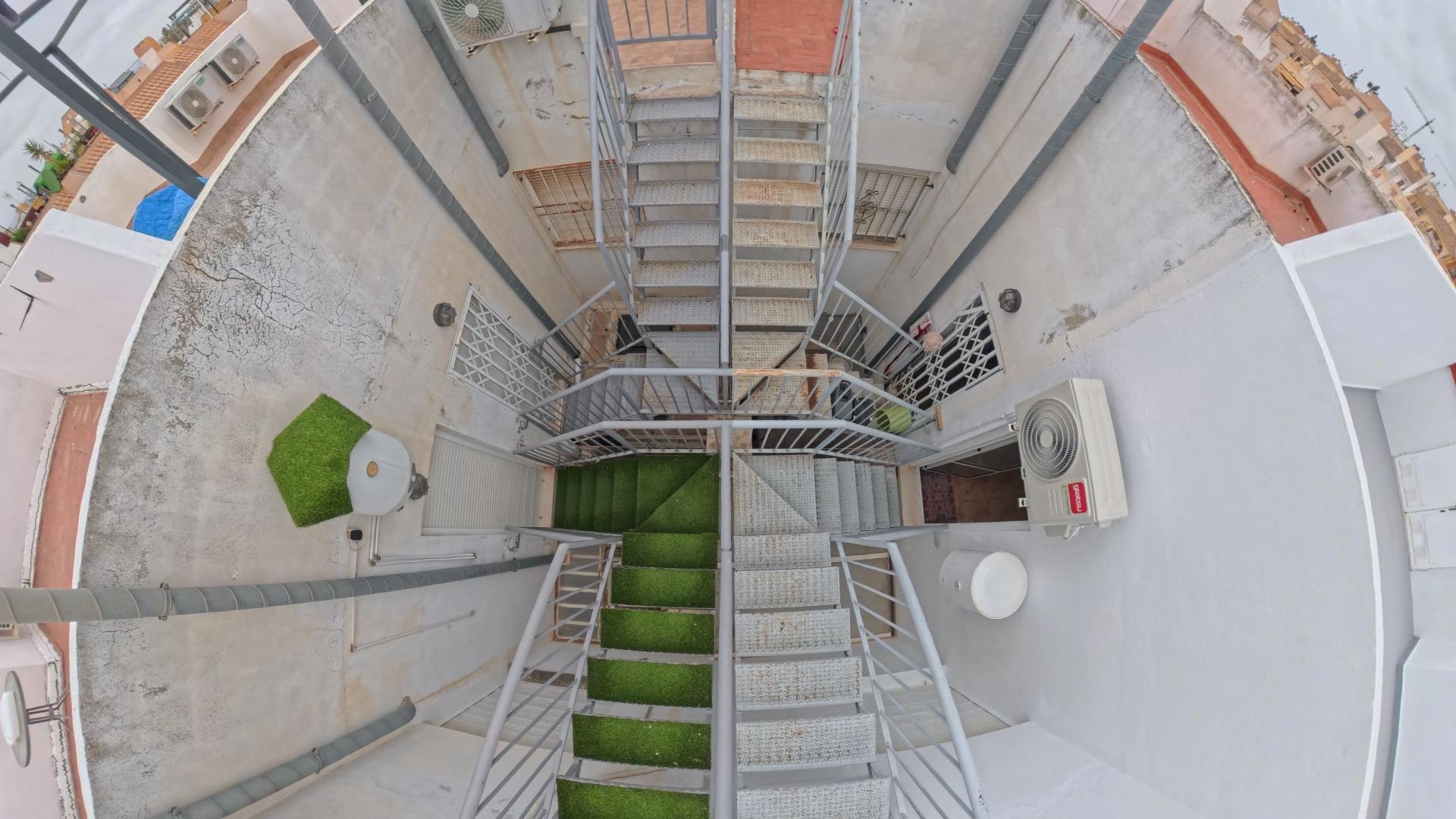 2-Bedroom Bungalow in El Limonar, Torrevieja - Image 19