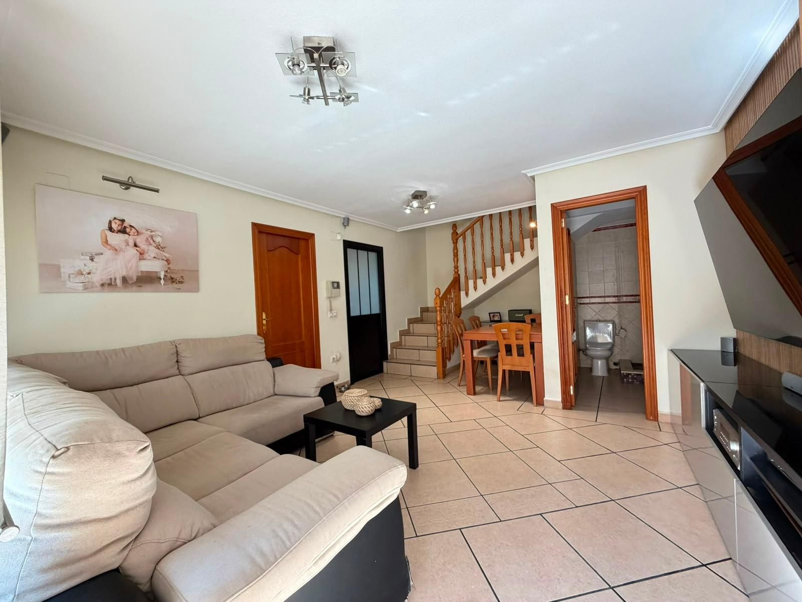 3-Bedroom Quad in Carrefour, Torrevieja - Image 19