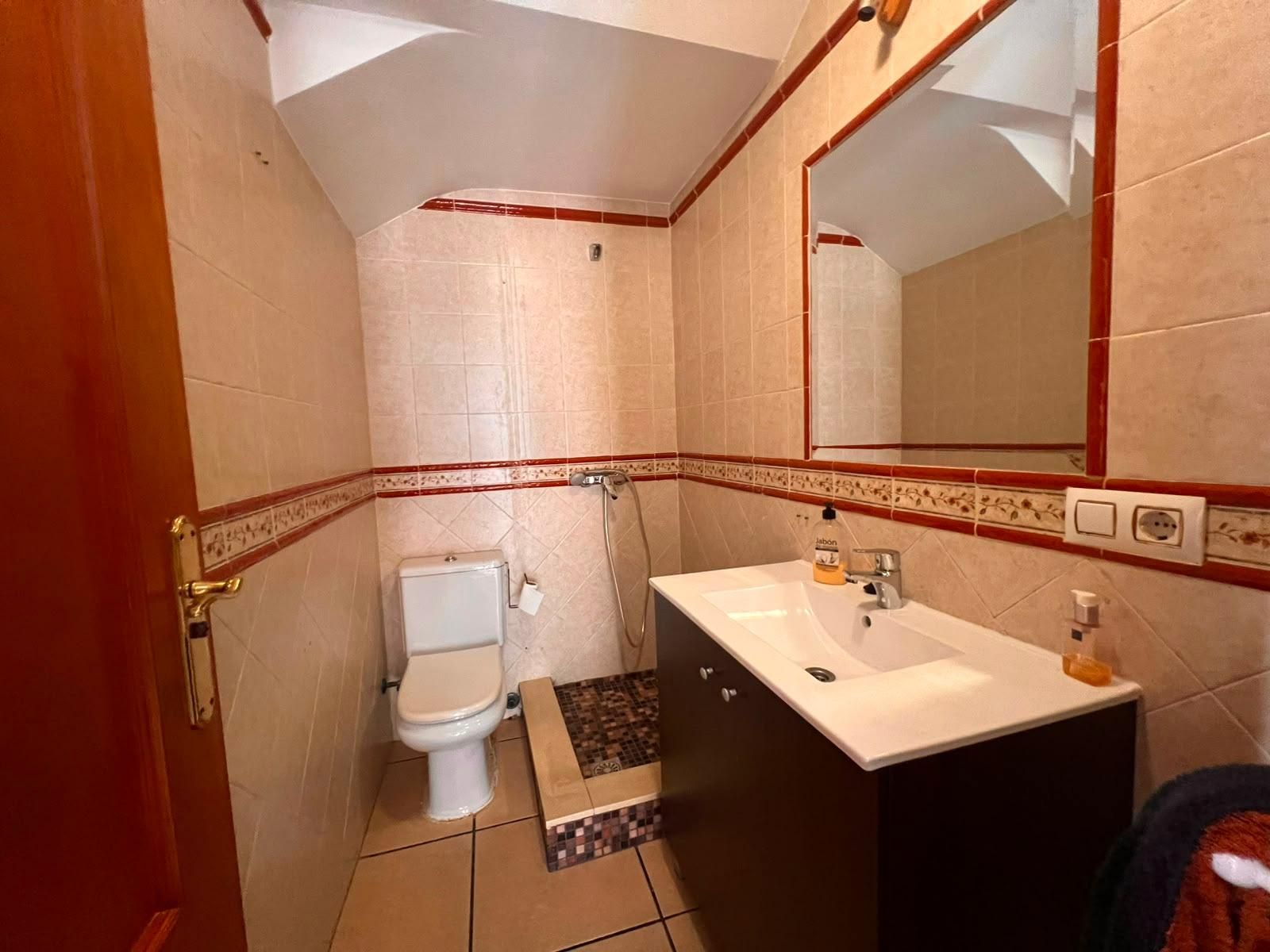 3-Bedroom Quad in Carrefour, Torrevieja - Image 22