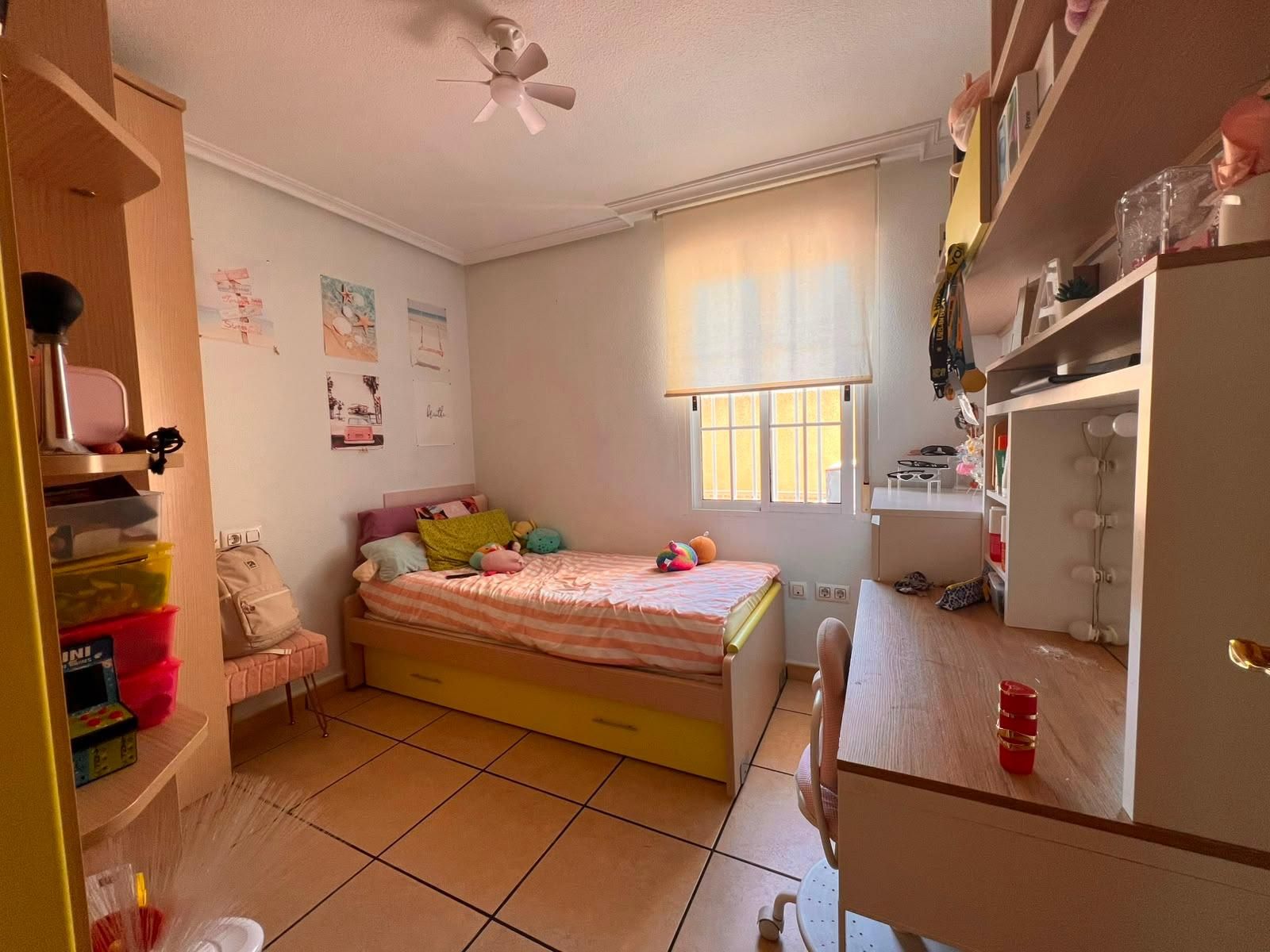 3-Bedroom Quad in Carrefour, Torrevieja - Image 23