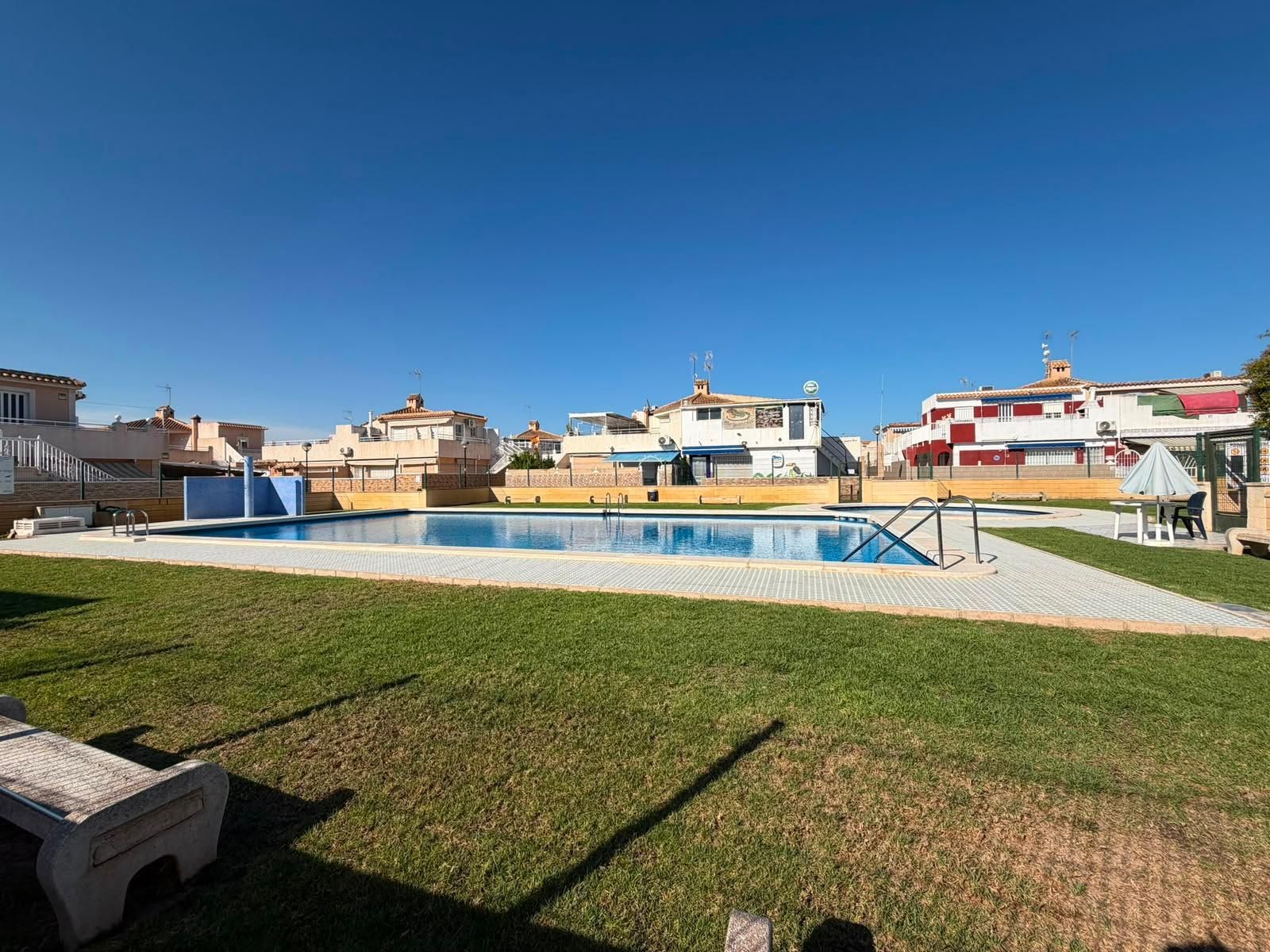 3-Bedroom Quad in Carrefour, Torrevieja - Image 39