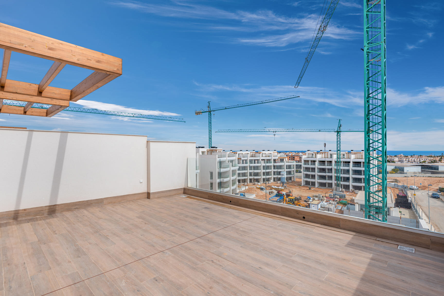 2-Bedroom Penthouse Apartment in Orihuela Costa - Image 23