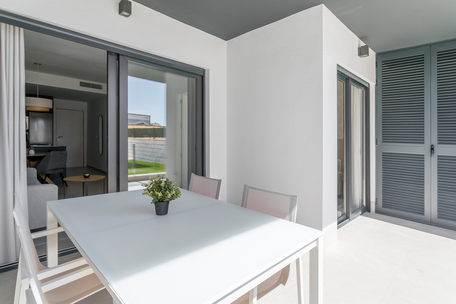 2-Bedroom Apartment in Torrevieja - Image 17