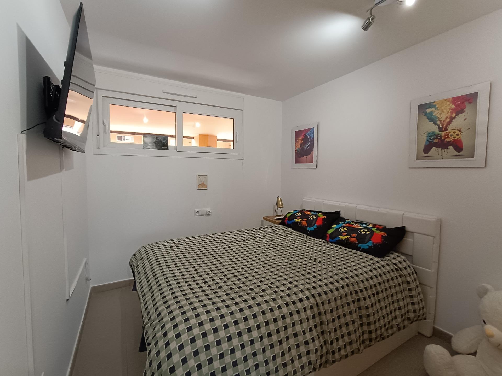 2-Bedroom Apartment in Roldán, Torre - Pacheco - Image 10