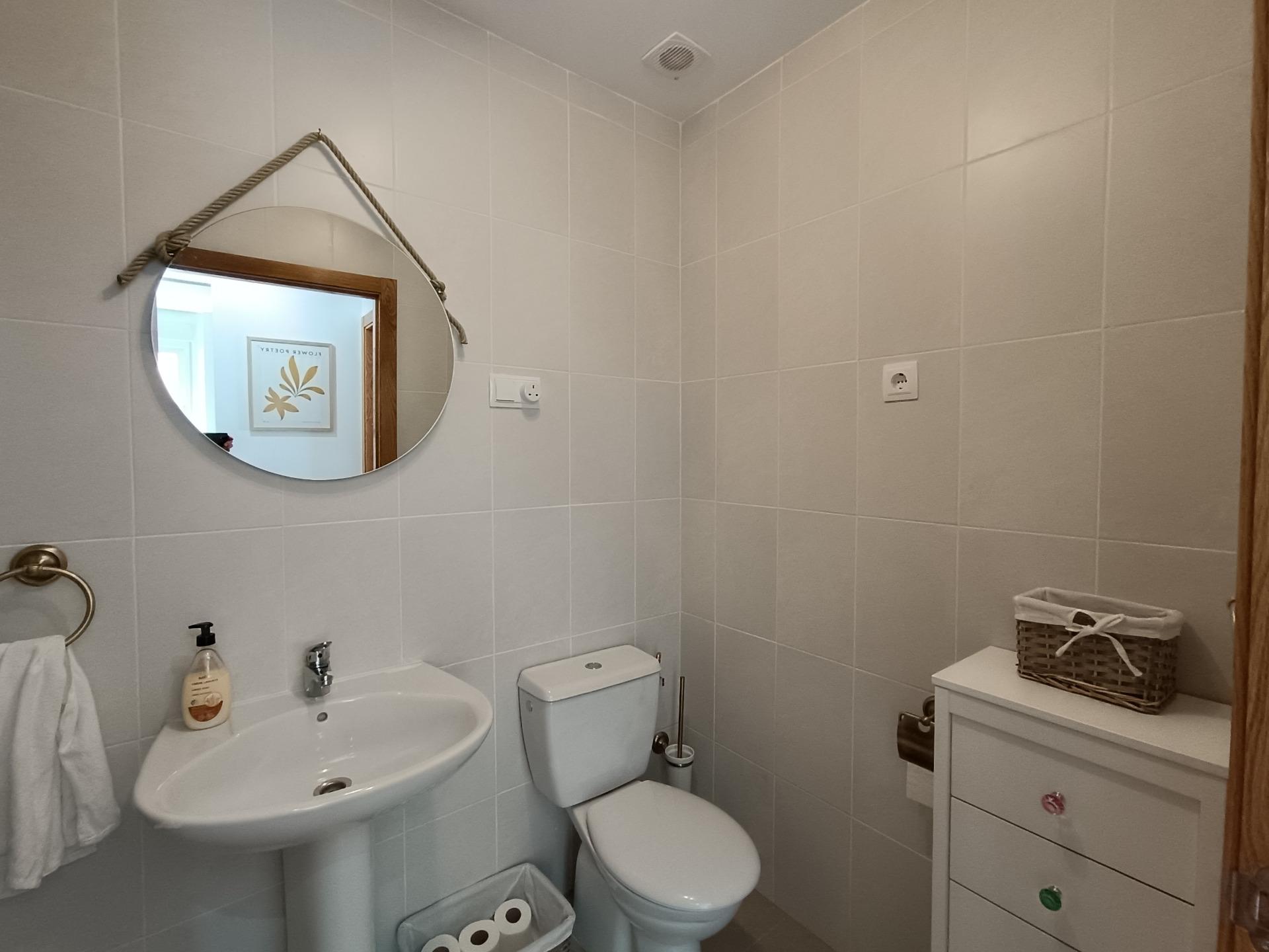 2-Bedroom Apartment in Roldán, Torre - Pacheco - Image 12