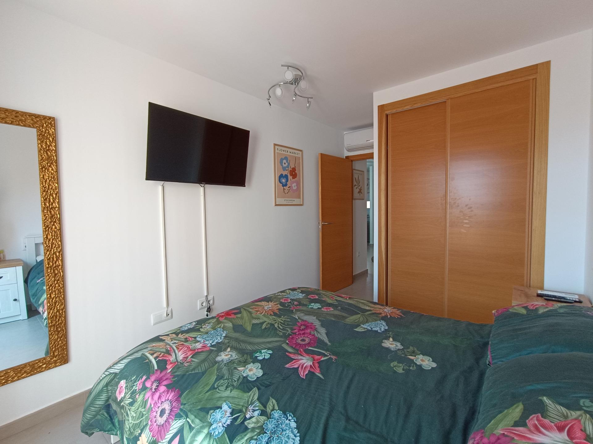 2-Bedroom Apartment in Roldán, Torre - Pacheco - Image 17