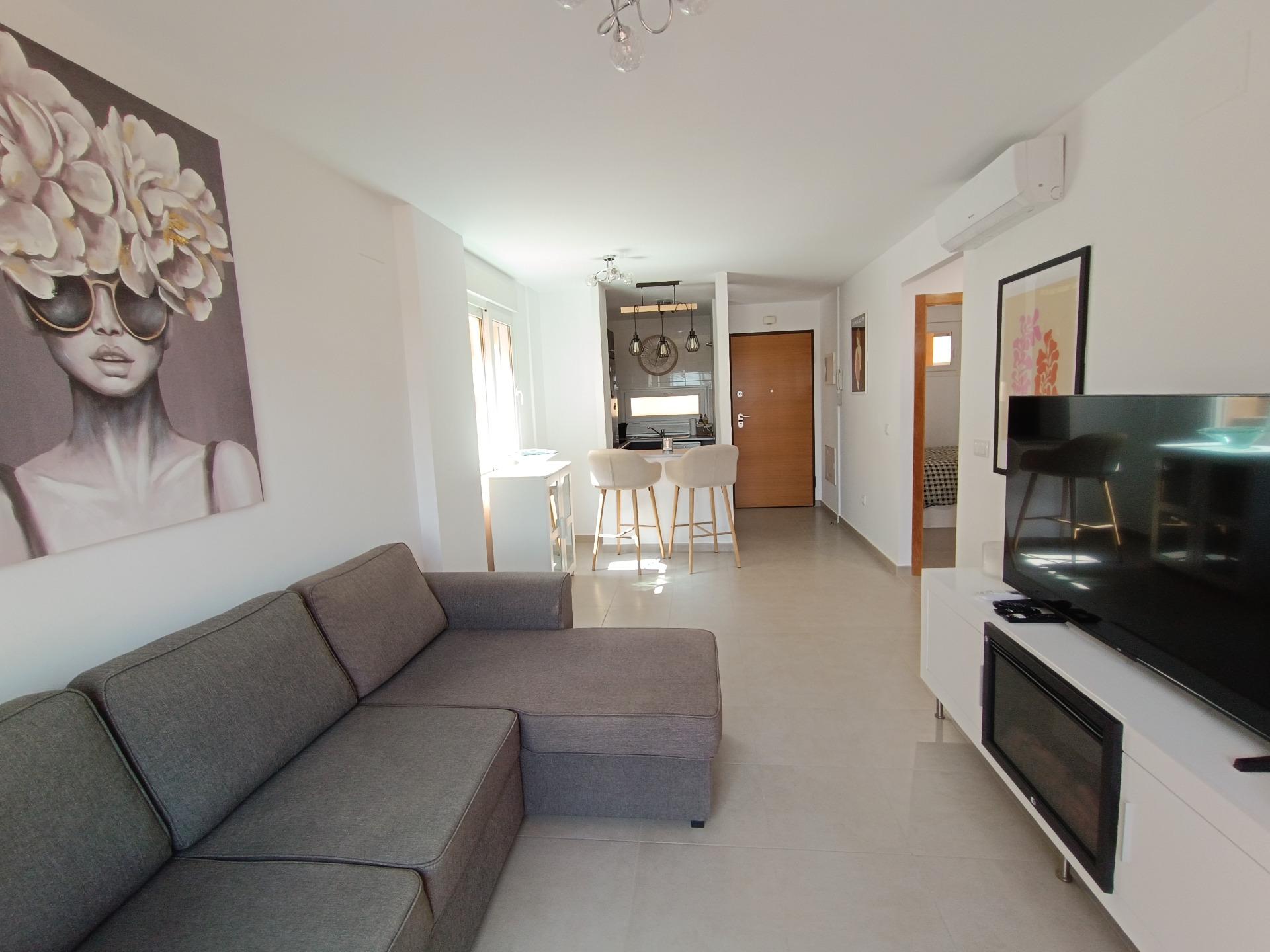 2-Bedroom Apartment in Roldán, Torre - Pacheco - Image 3