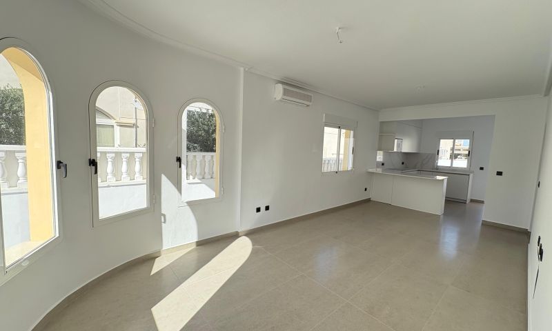 2-Bedroom Villa in Algorfa - Image 31