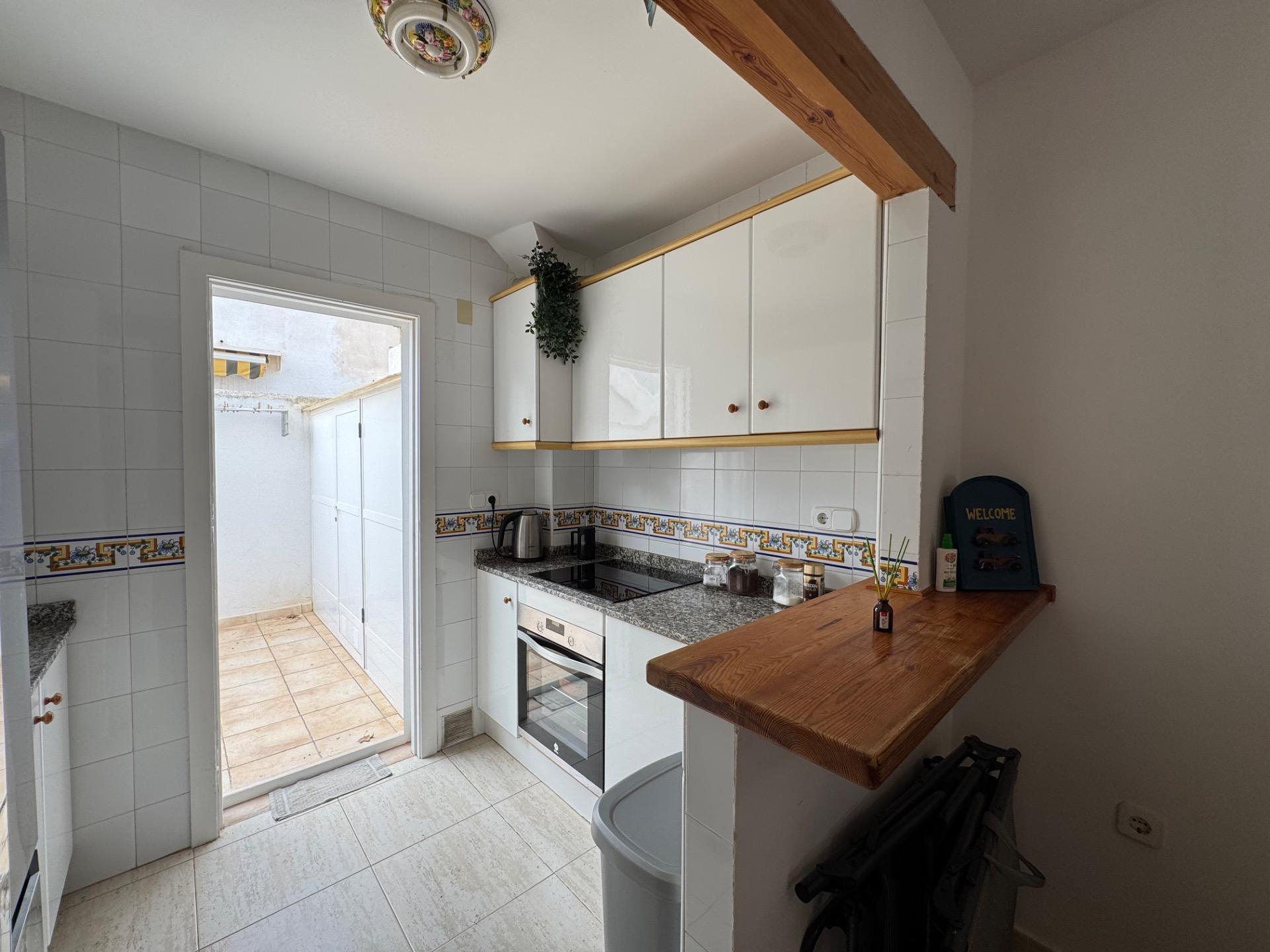 3-Bedroom House in Pilar de la Horadada - Image 9