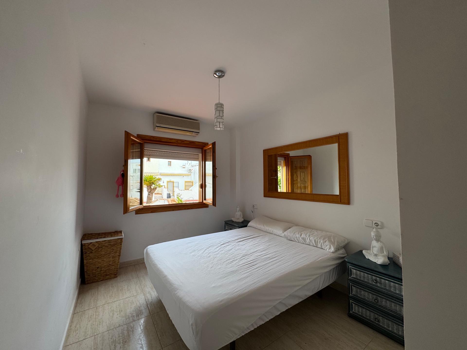 3-Bedroom House in Pilar de la Horadada - Image 15