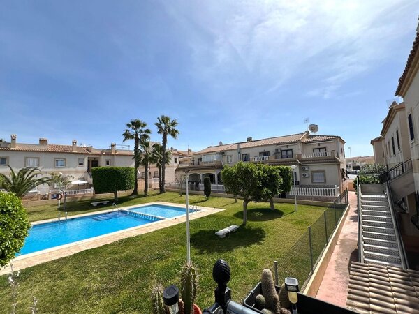 2 magamistuba - Bungaloo - Zona los Frutales Torrevieja