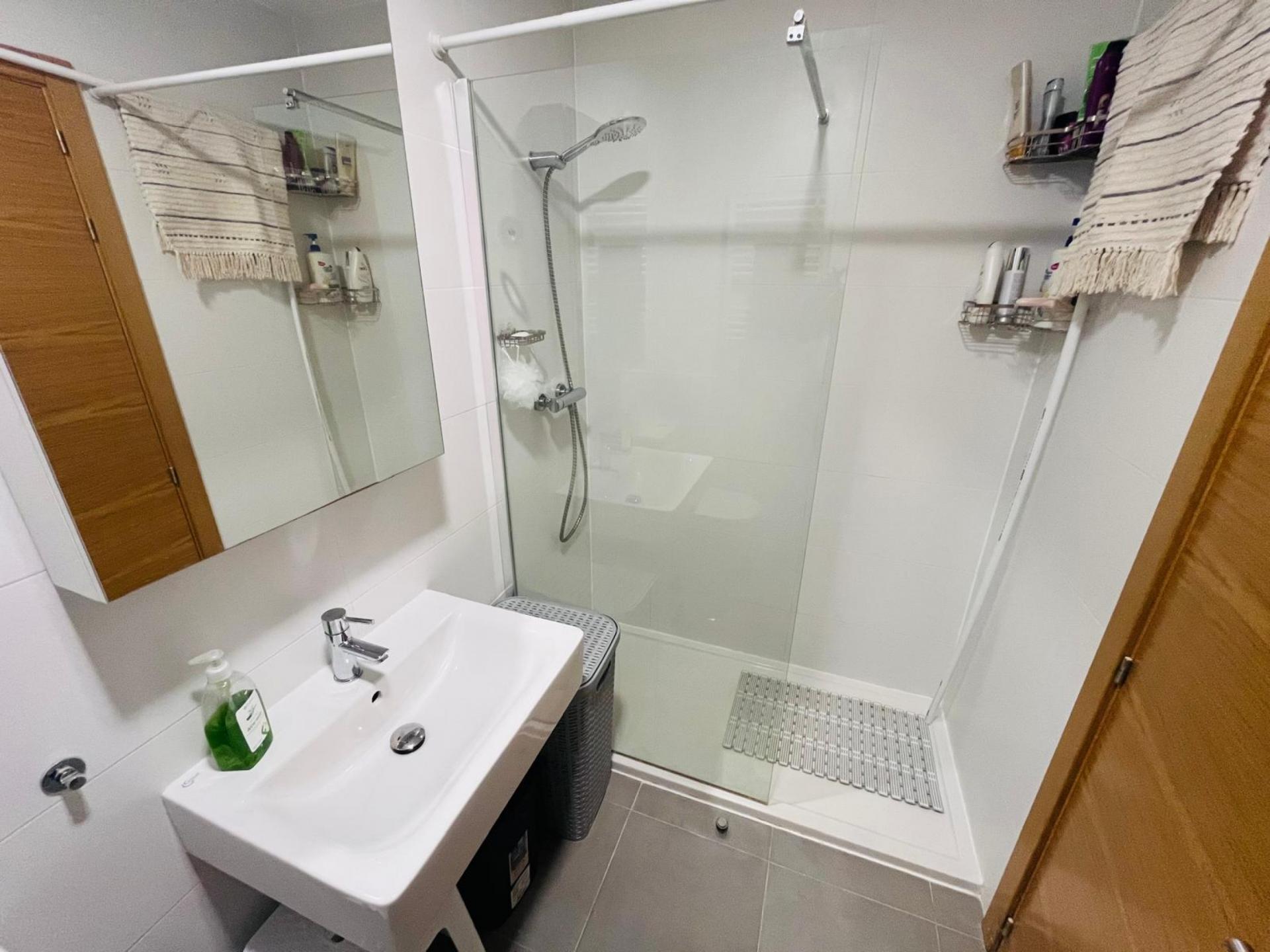 2-Bedroom Apartment in Torre - Pacheco - Image 15