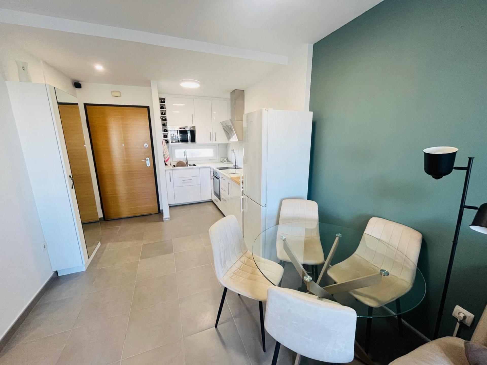 2-Bedroom Apartment in Torre - Pacheco - Image 7