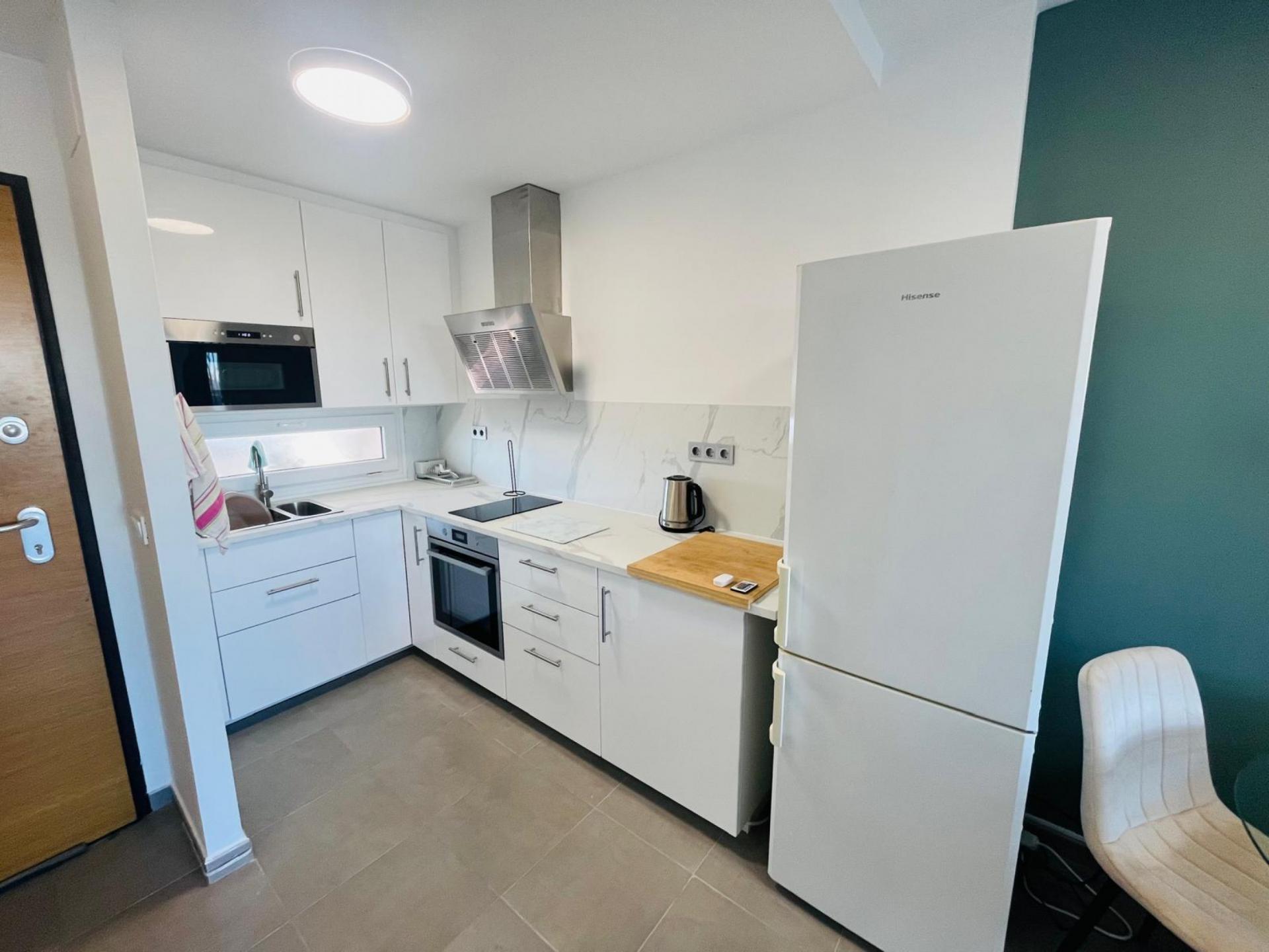 2-Bedroom Apartment in Torre - Pacheco - Image 9