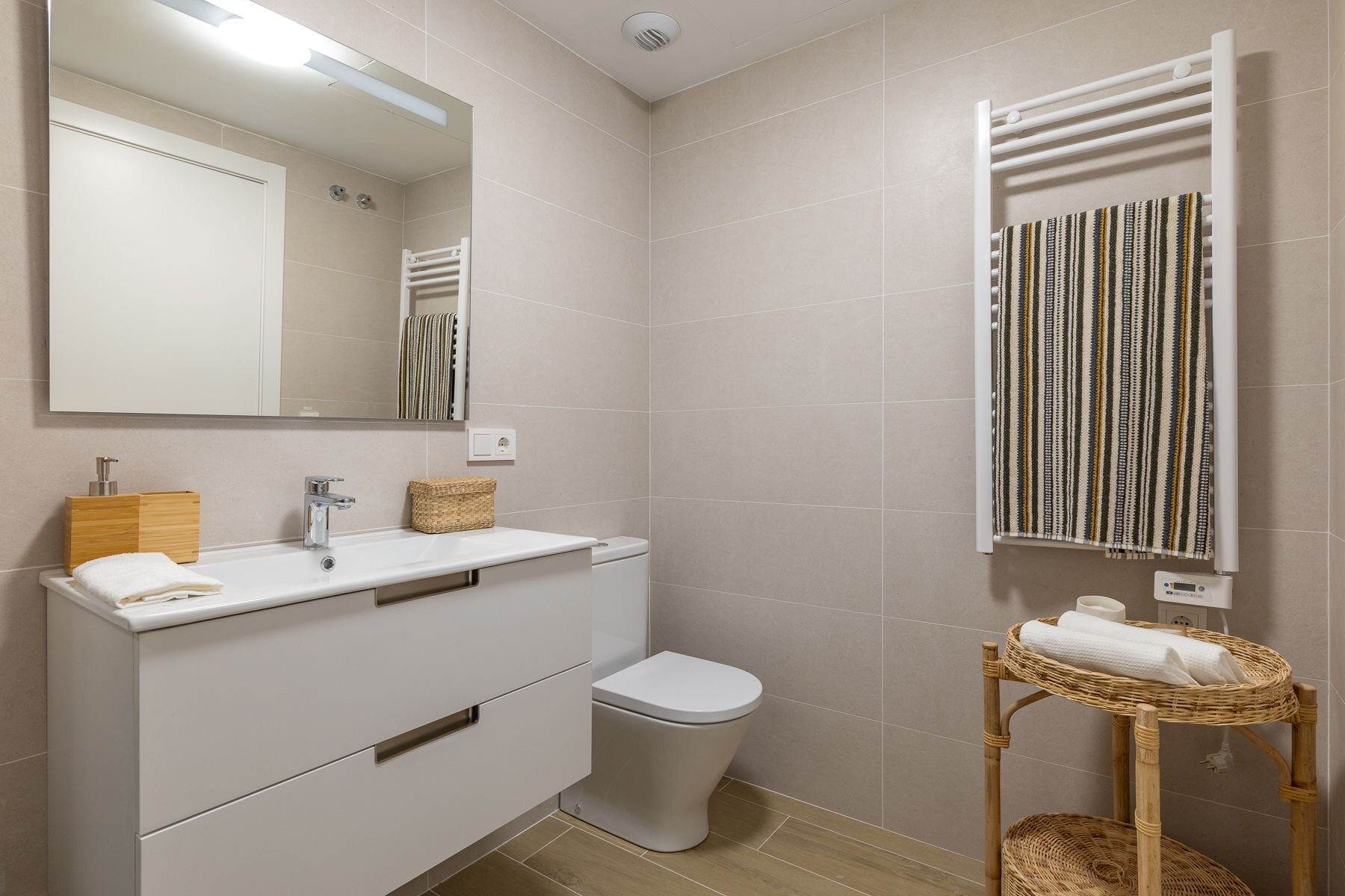 2-Bedroom Apartment in Calpe - Image 22