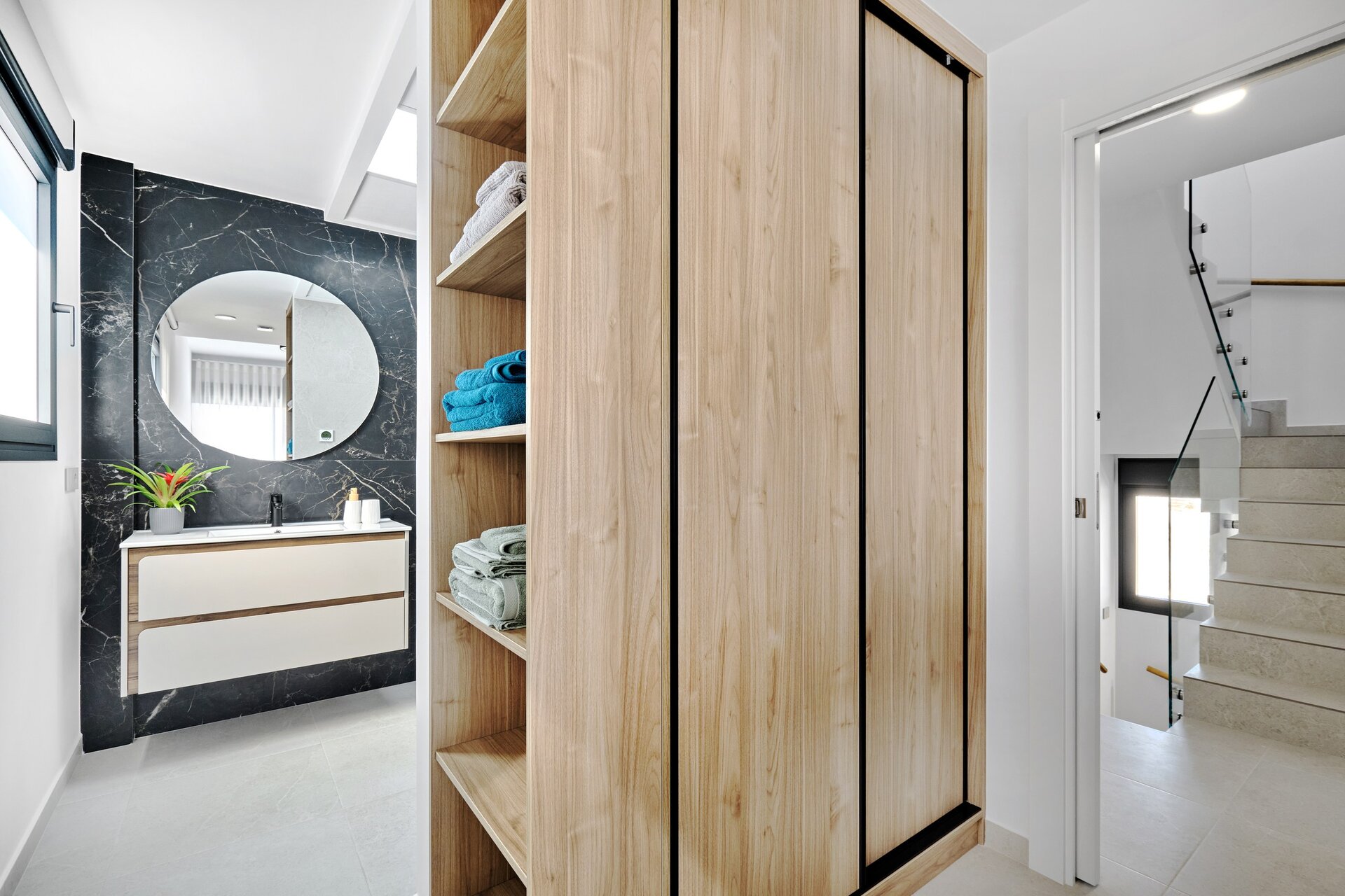 3-Bedroom Detached House in San Miguel de Salinas - Image 25