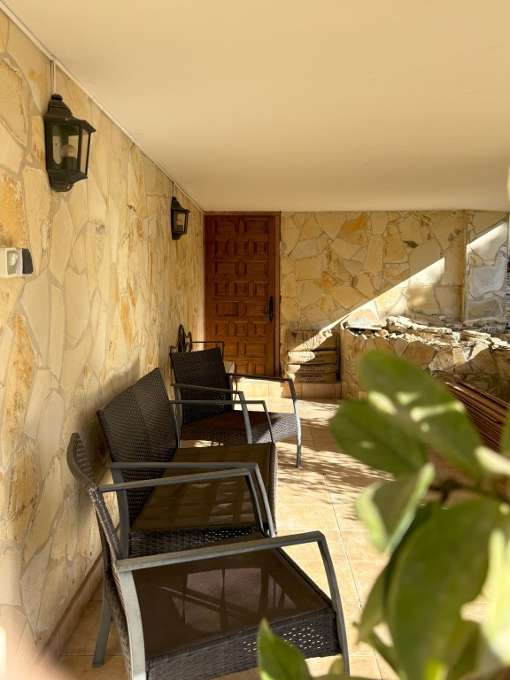 5-Bedroom Villa in Centro de la Ciudad Quesada, Rojales - Image 15