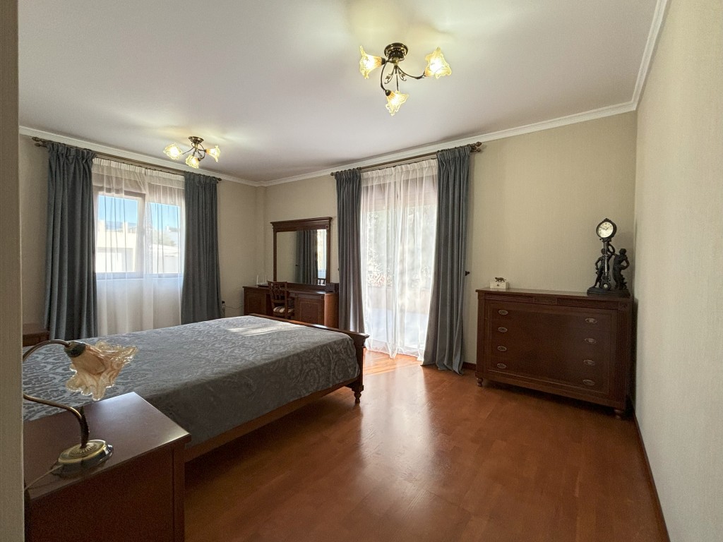 5-Bedroom Villa in Centro de la Ciudad Quesada, Rojales - Image 25