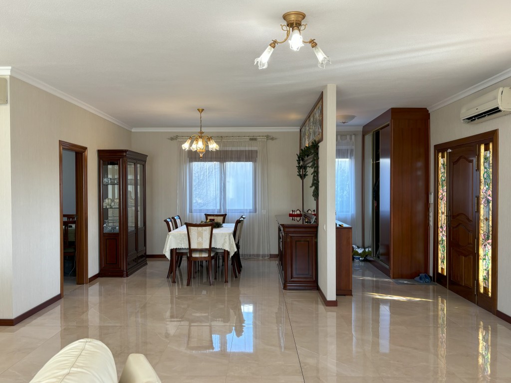 5-Bedroom Villa in Centro de la Ciudad Quesada, Rojales - Image 35