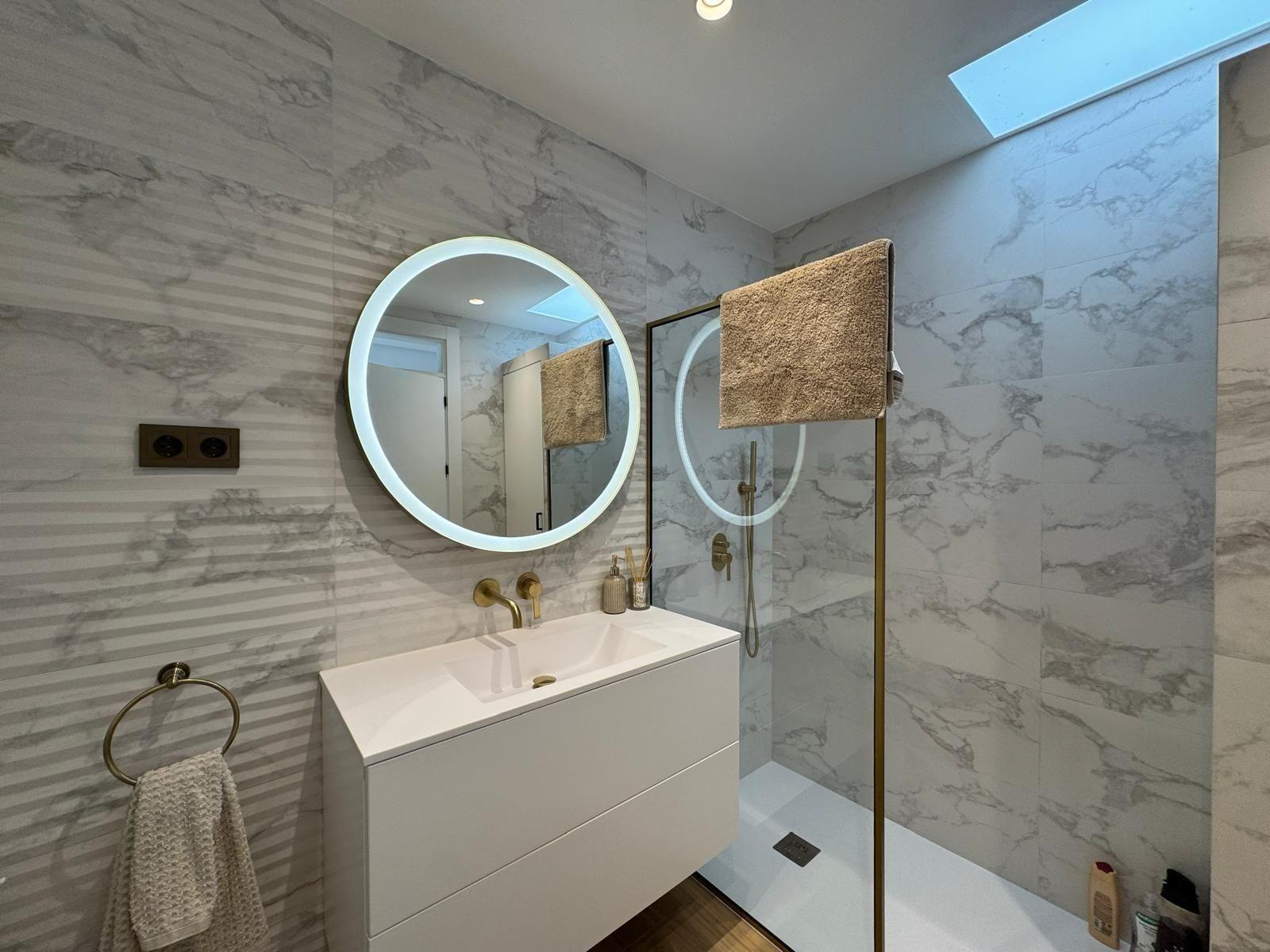 7-Bedroom Villa in Altos de Campoamor, Orihuela Costa - Image 35