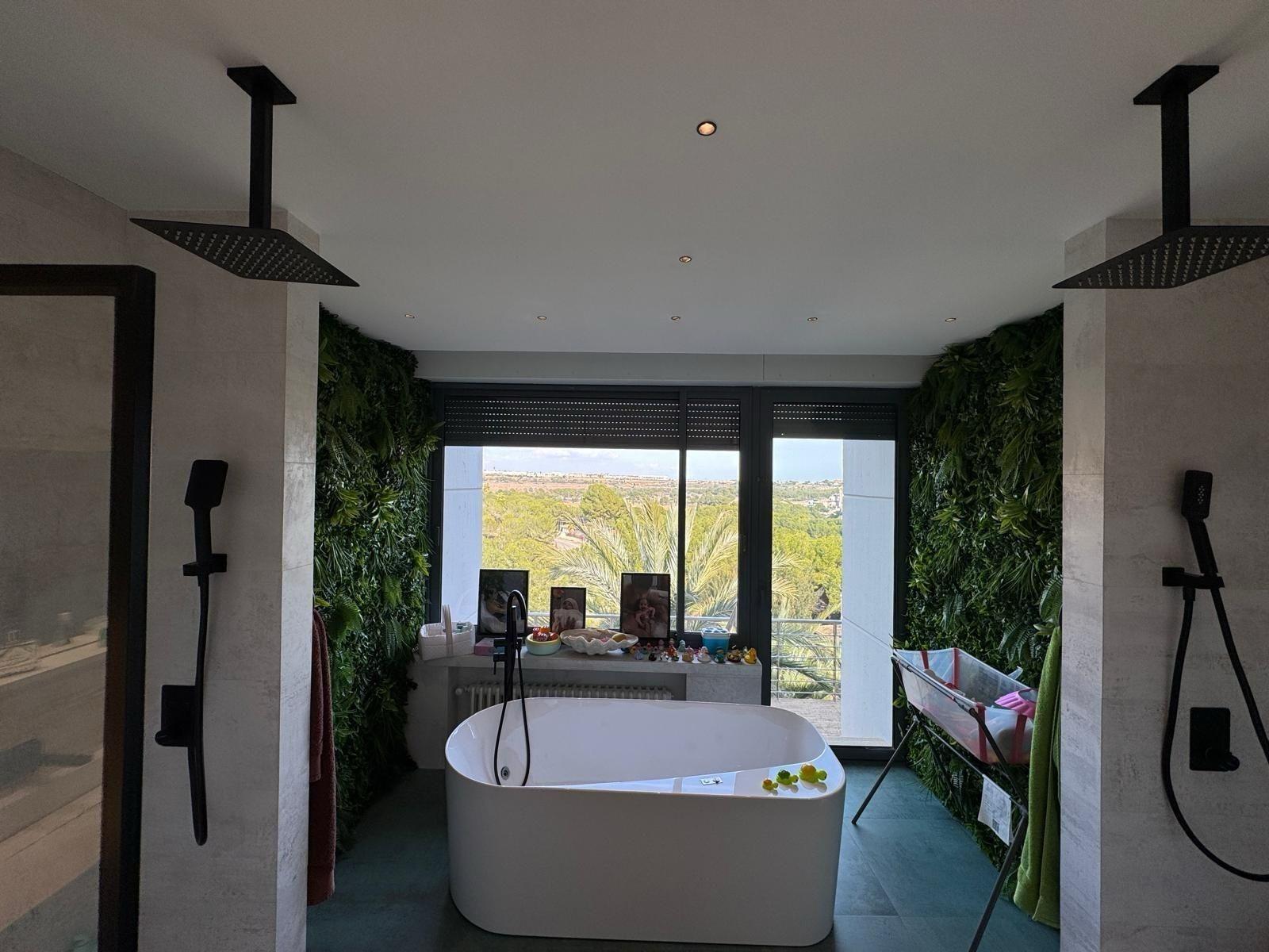 7-Bedroom Villa in Altos de Campoamor, Orihuela Costa - Image 44