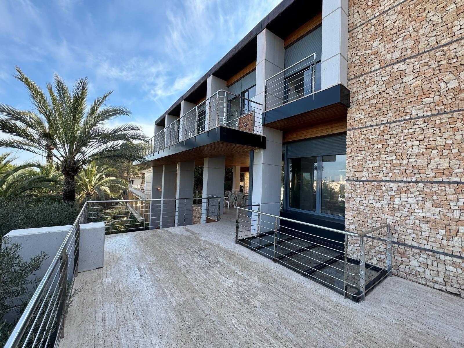 7-Bedroom Villa in Altos de Campoamor, Orihuela Costa - Image 9