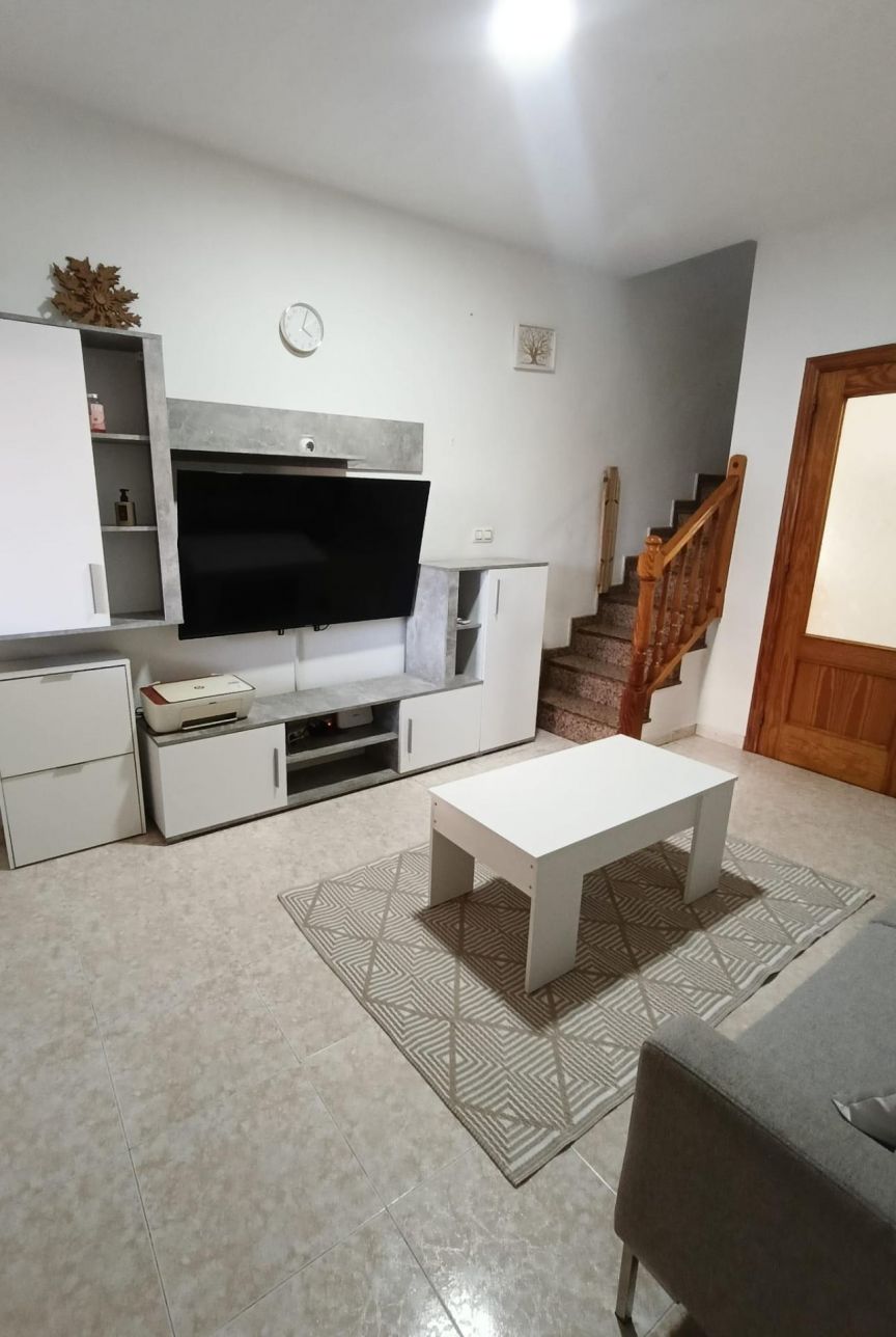 4-Bedroom House in Torretas, Torrevieja - Image 3
