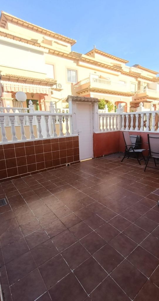 4-Bedroom House in Torretas, Torrevieja - Image 37