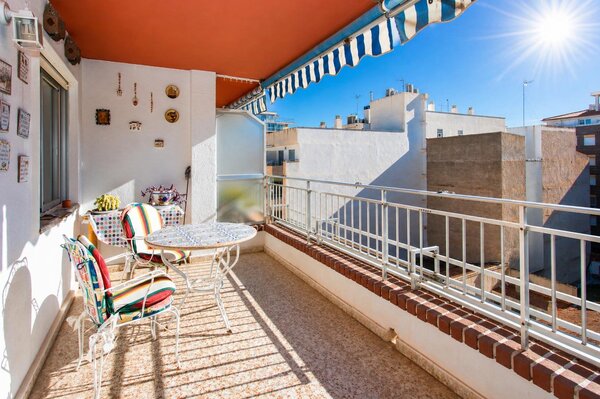 3-Bedroom Penthouse in Playa del Cura, Torrevieja