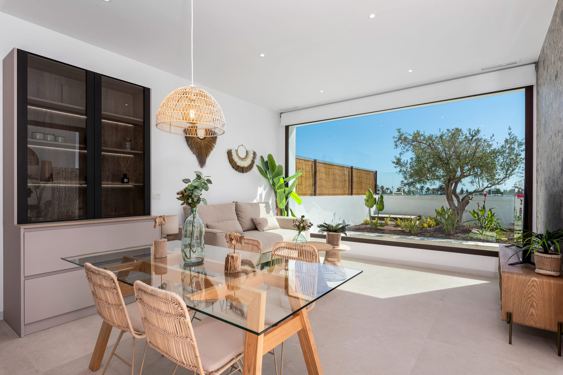 3-Bedroom Detached House in Los Alcázares - Image 3