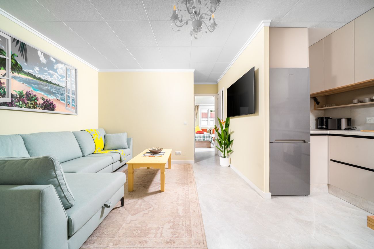 2-Bedroom Apartment in La Veleta, Torrevieja - Image 14