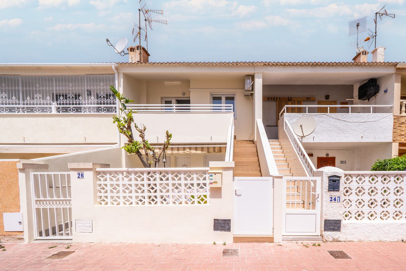 2-Bedroom Apartment in La Veleta, Torrevieja - Image 18