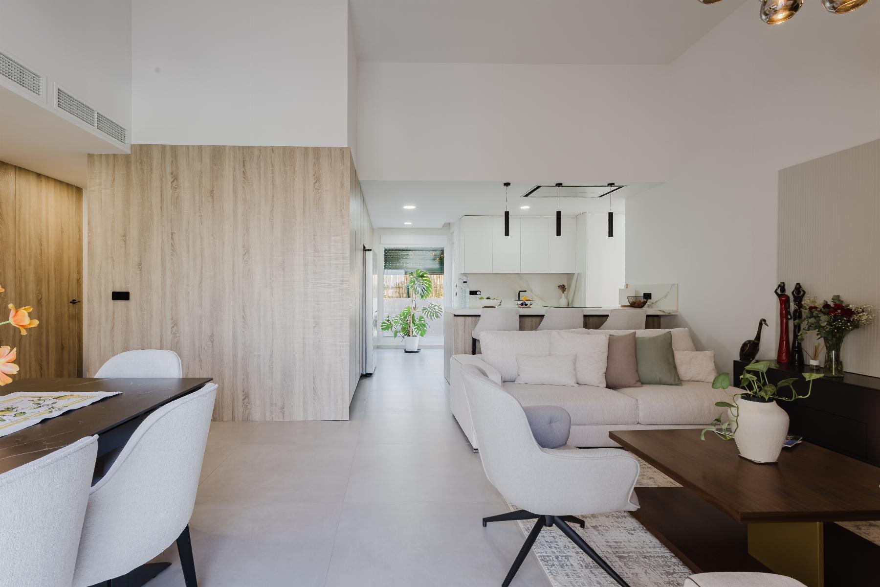 4-Bedroom Villa in Comunidad Valenciana, Algorfa - Image 12