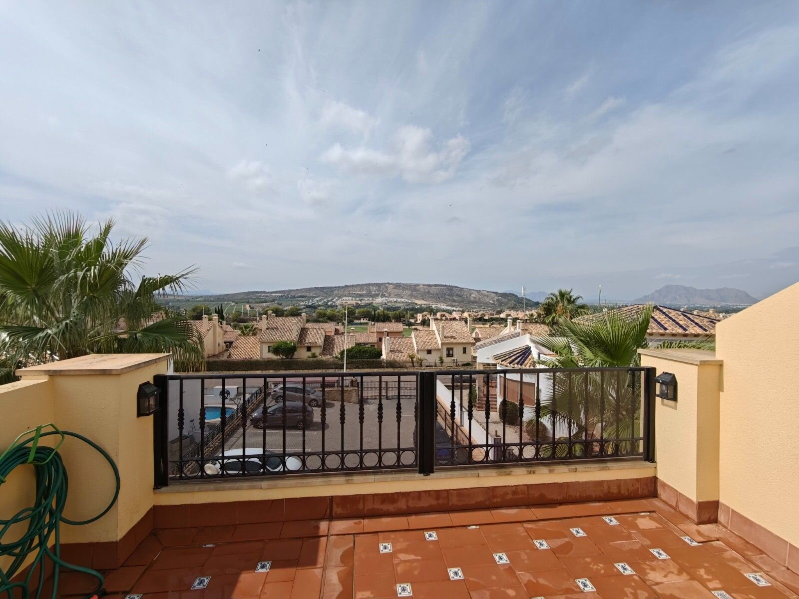 2-Bedroom Apartment in Comunidad Valenciana, Algorfa - Image 19