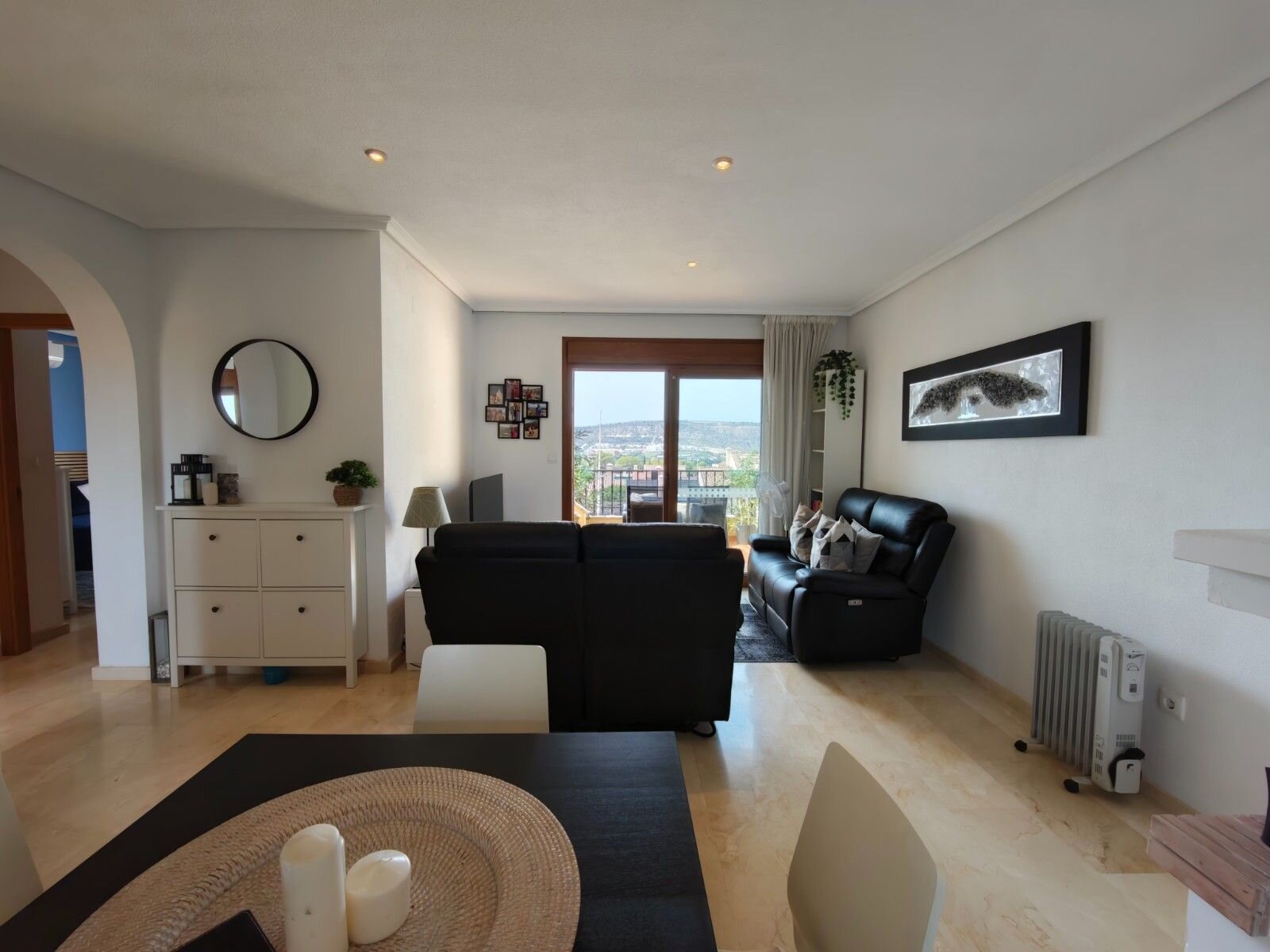 2-Bedroom Apartment in Comunidad Valenciana, Algorfa - Image 25