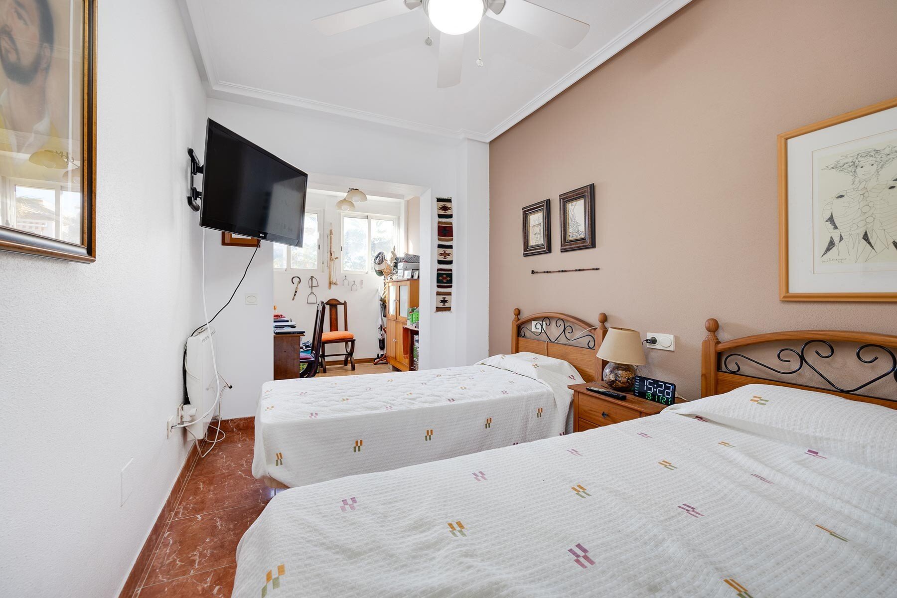 Villa met 4 Slaapkamers in Los Dolses, Orihuela Costa - Image 17