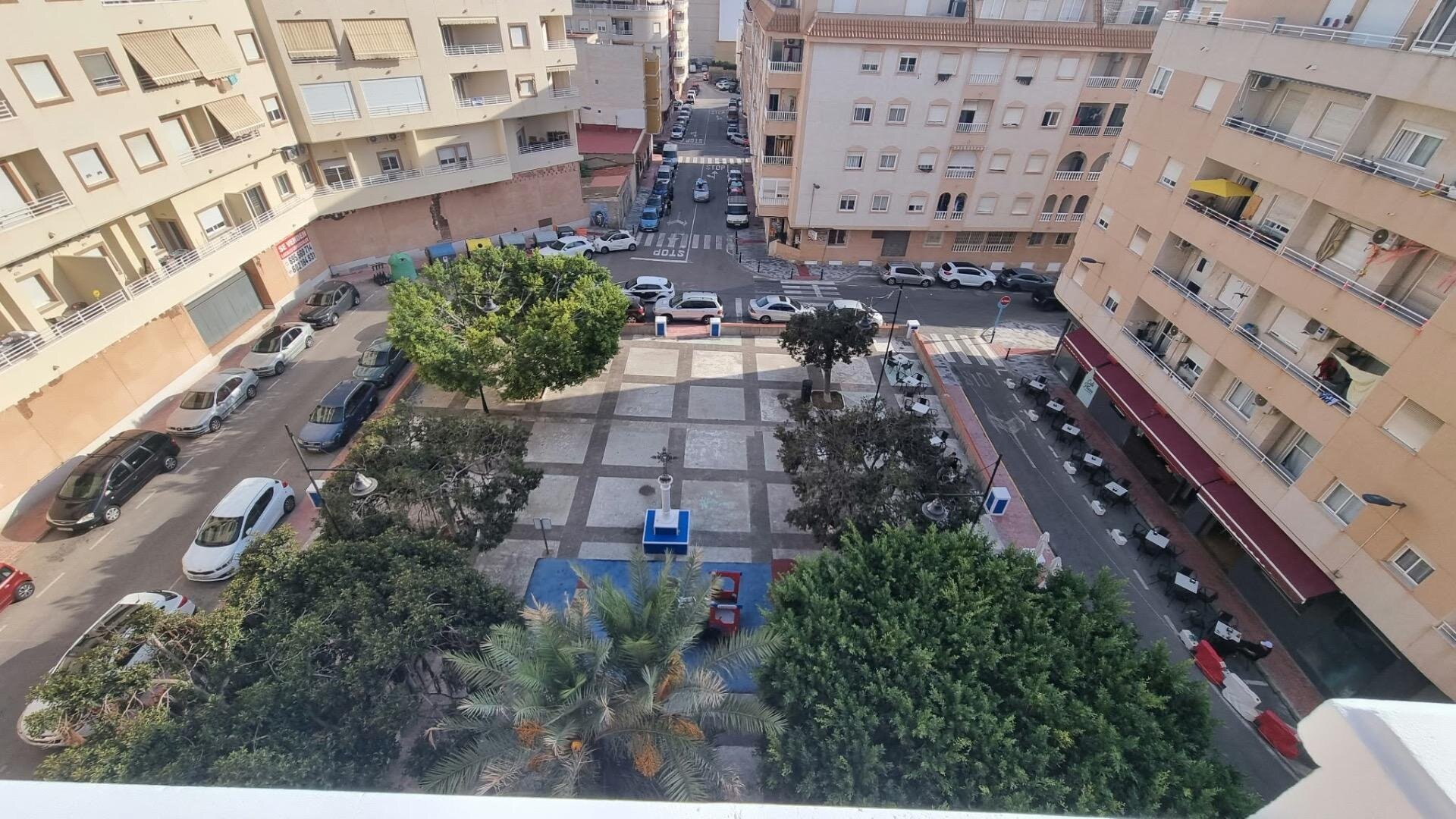 2-Bedroom Penthouse in Centro, Torrevieja - Image 11