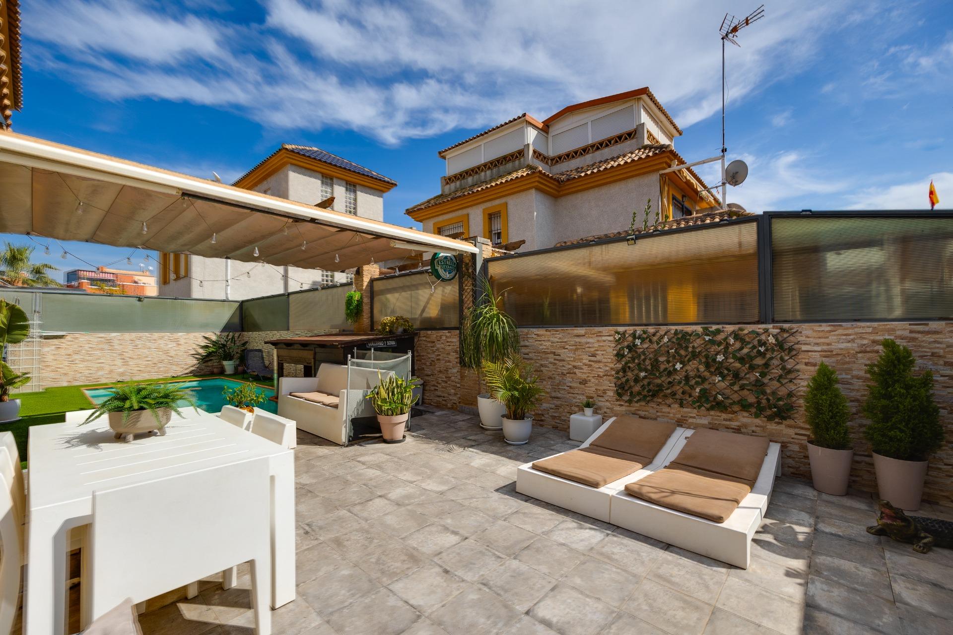 3-Bedroom Villa in Costa Blanca Sur, Los Montesinos - Image 13