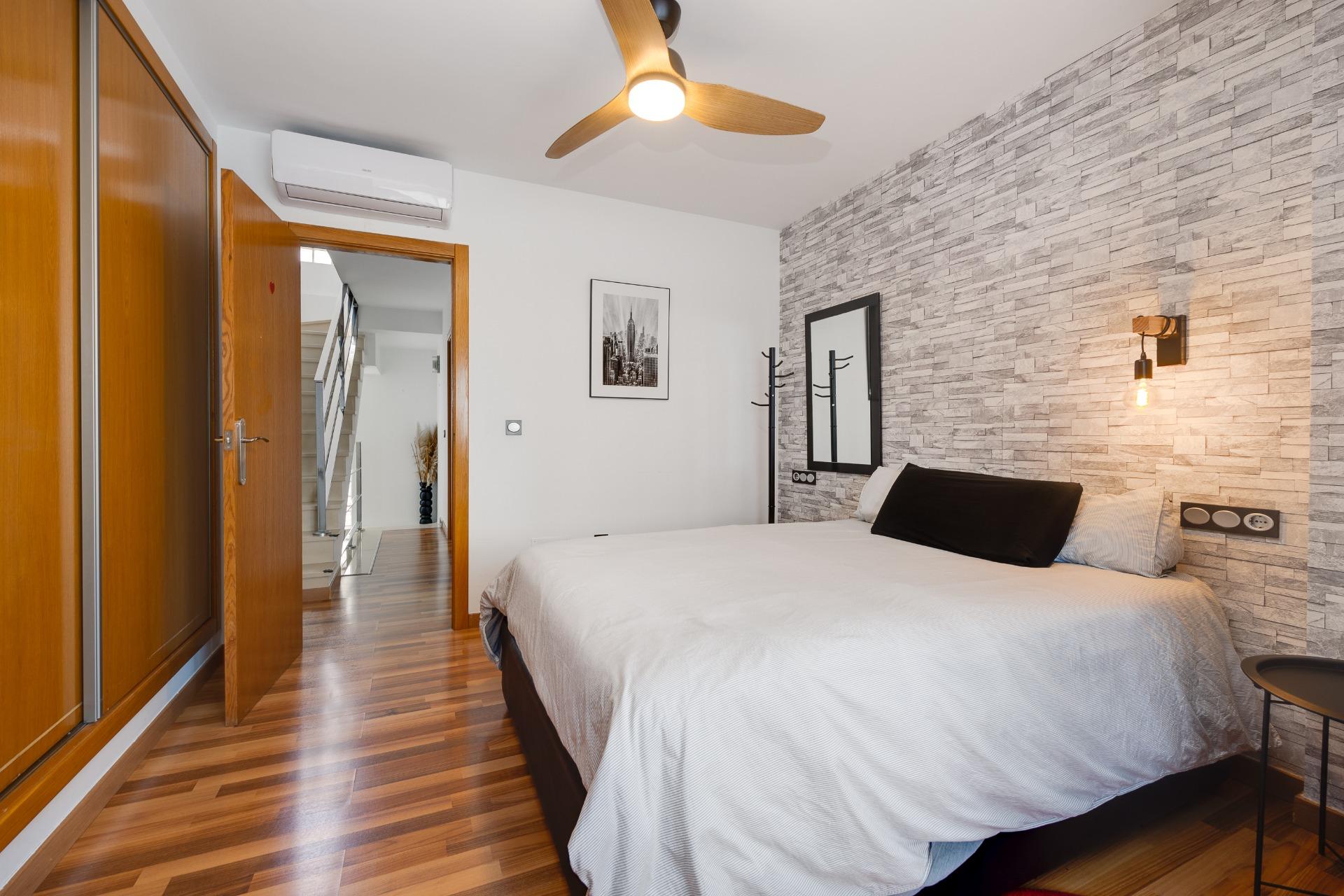 3-Bedroom Villa in Costa Blanca Sur, Los Montesinos - Image 46