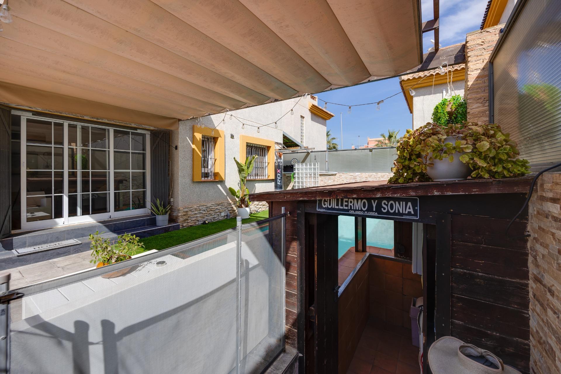 3-Bedroom Villa in Costa Blanca Sur, Los Montesinos - Image 7