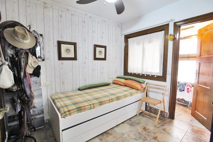 2-Bedroom Duplex in Guardamar del Segura - Image 14